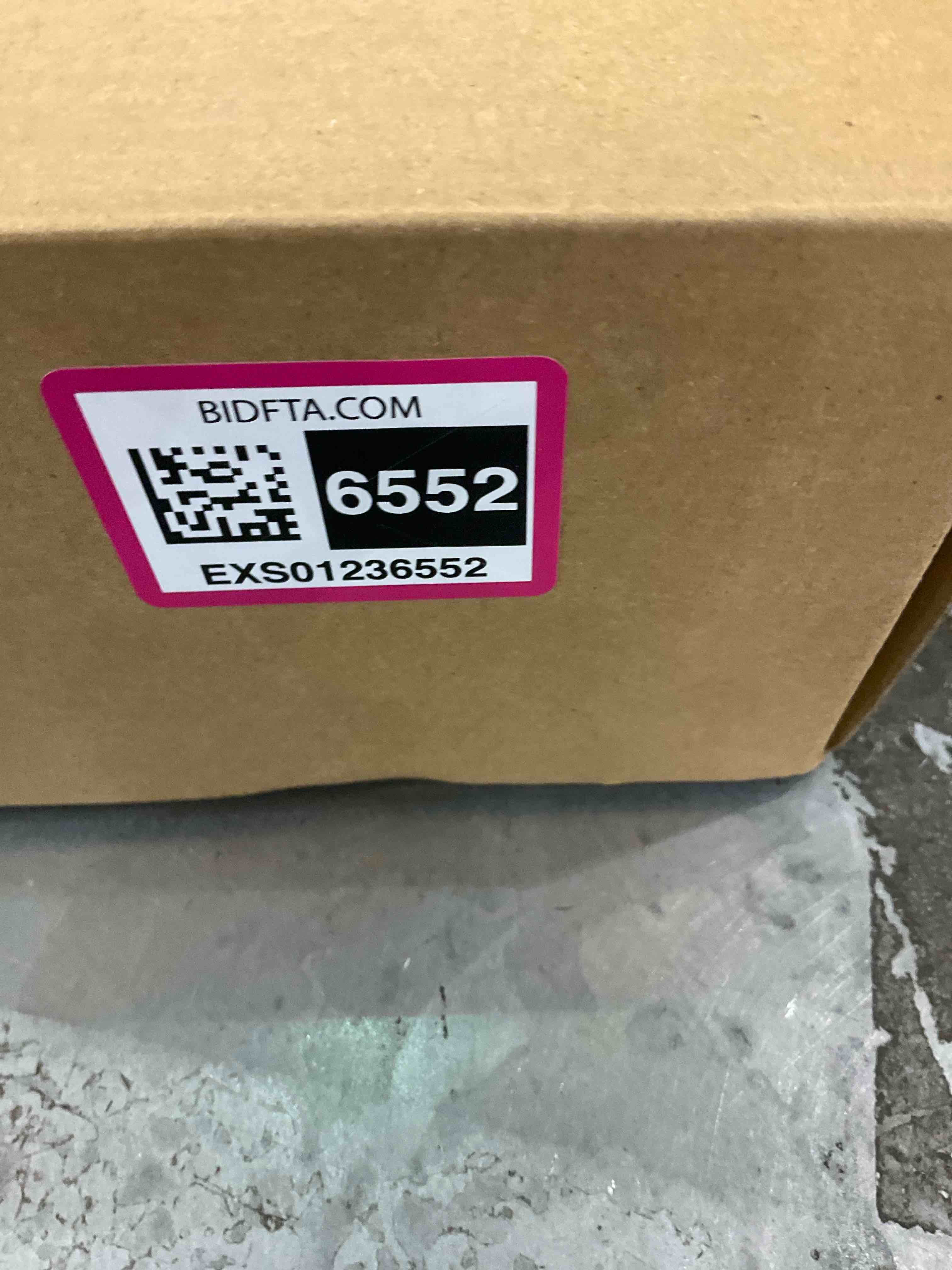 https://s3.amazonaws.com/lotting-images-prod/BargainHunt/EXS01236552_1715353721034.jpeg