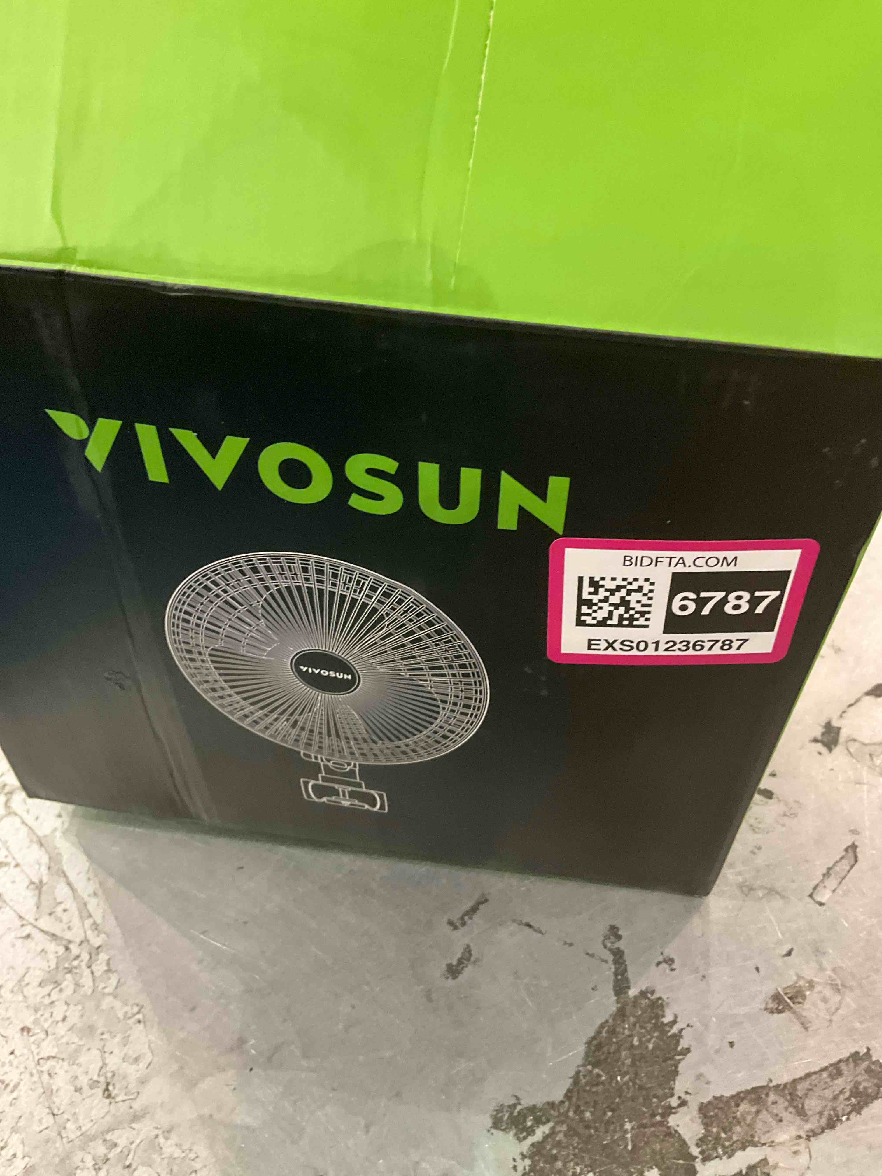 https://s3.amazonaws.com/lotting-images-prod/BargainHunt/EXS01236787_1715686155658.jpeg