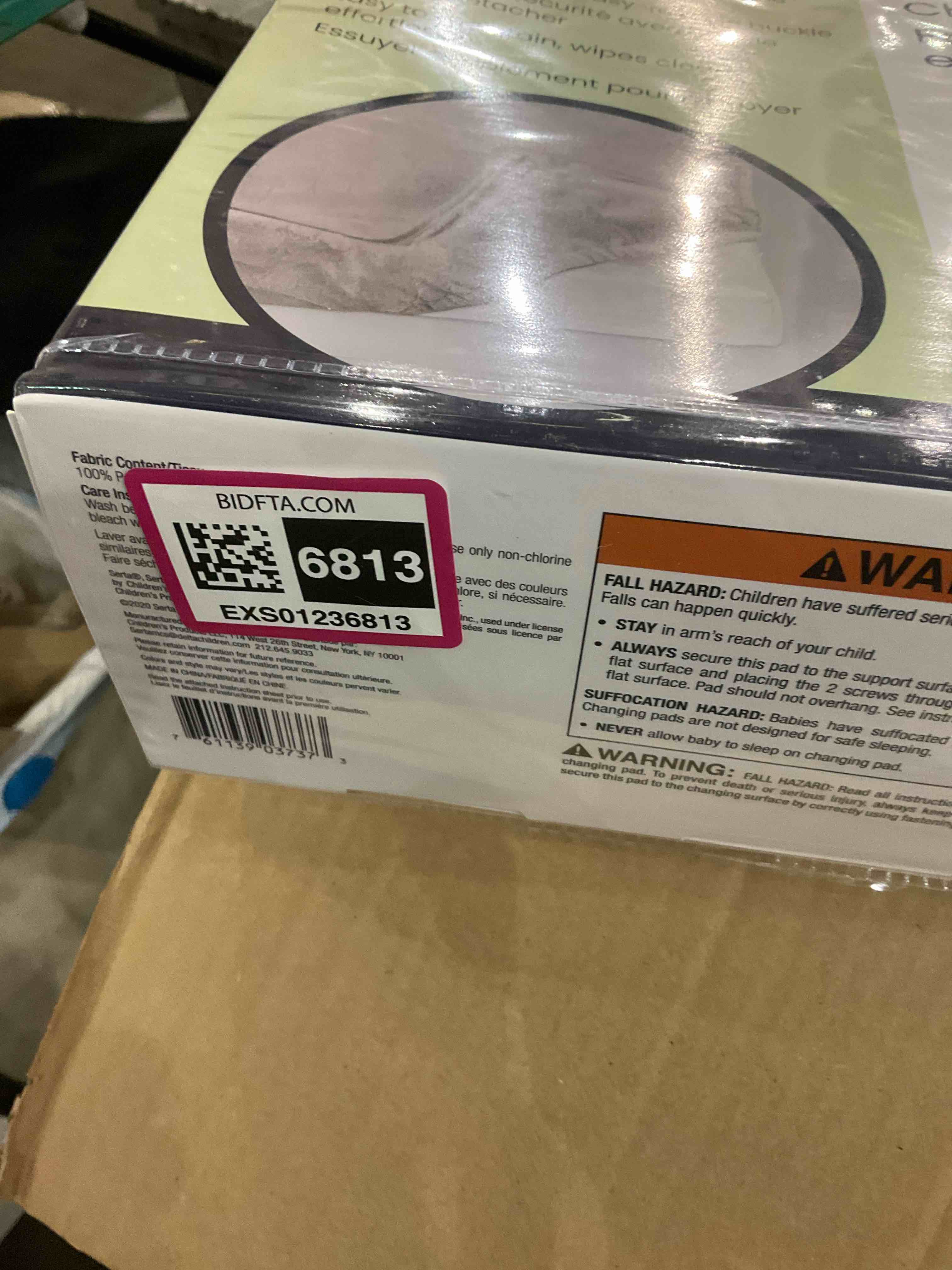 https://s3.amazonaws.com/lotting-images-prod/BargainHunt/EXS01236813_1715705114821.jpeg