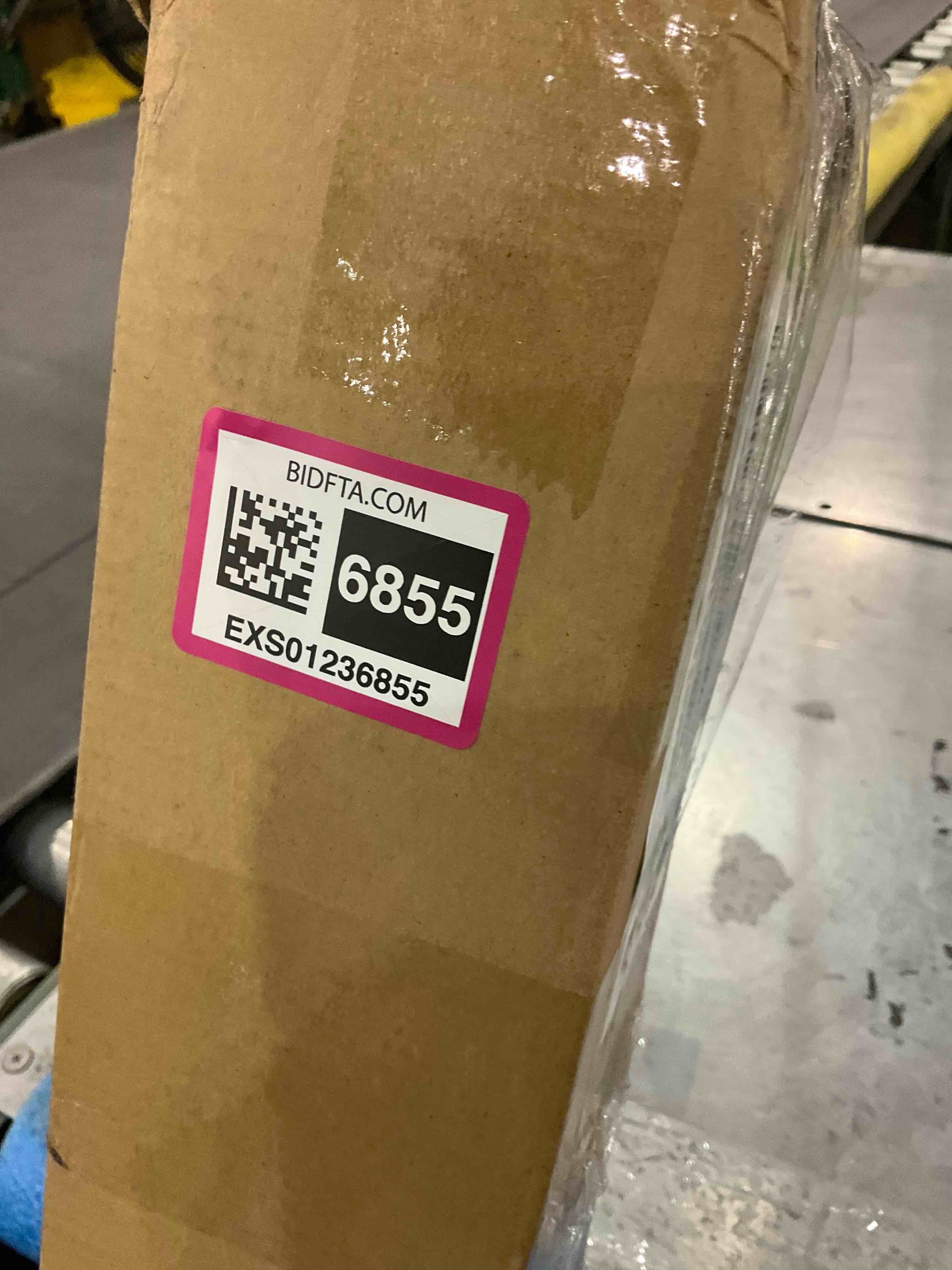 https://s3.amazonaws.com/lotting-images-prod/BargainHunt/EXS01236855_1715774382796.jpeg