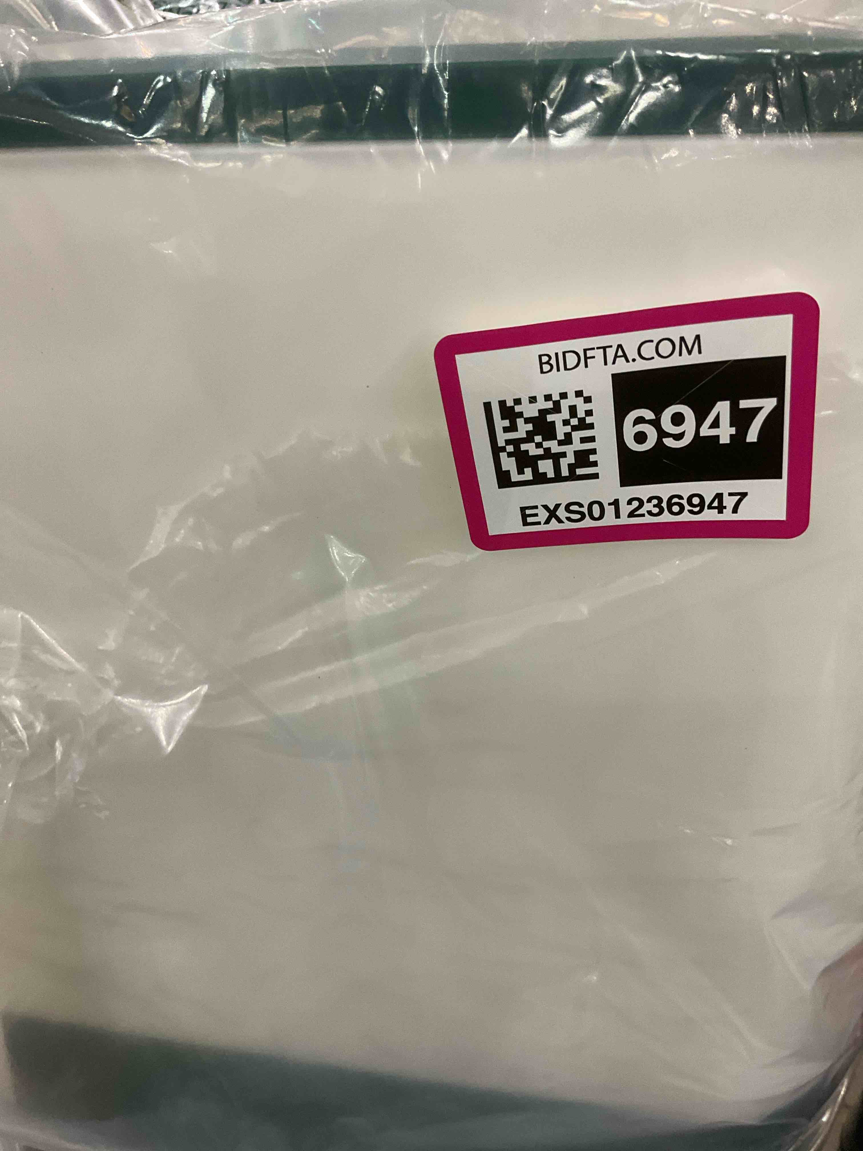 https://s3.amazonaws.com/lotting-images-prod/BargainHunt/EXS01236947_1715792172249.jpeg