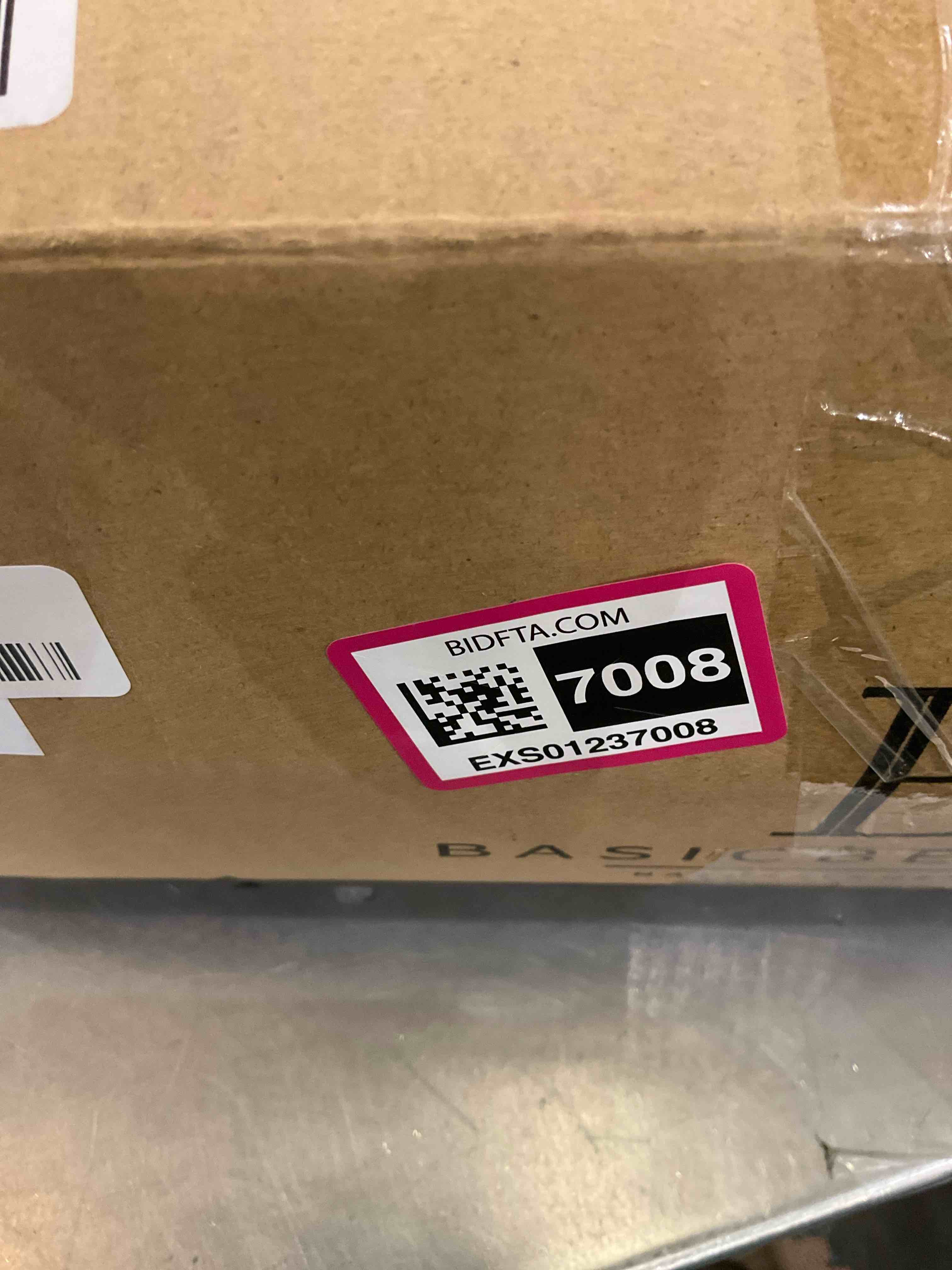 https://s3.amazonaws.com/lotting-images-prod/BargainHunt/EXS01237008_1712324871667.jpeg