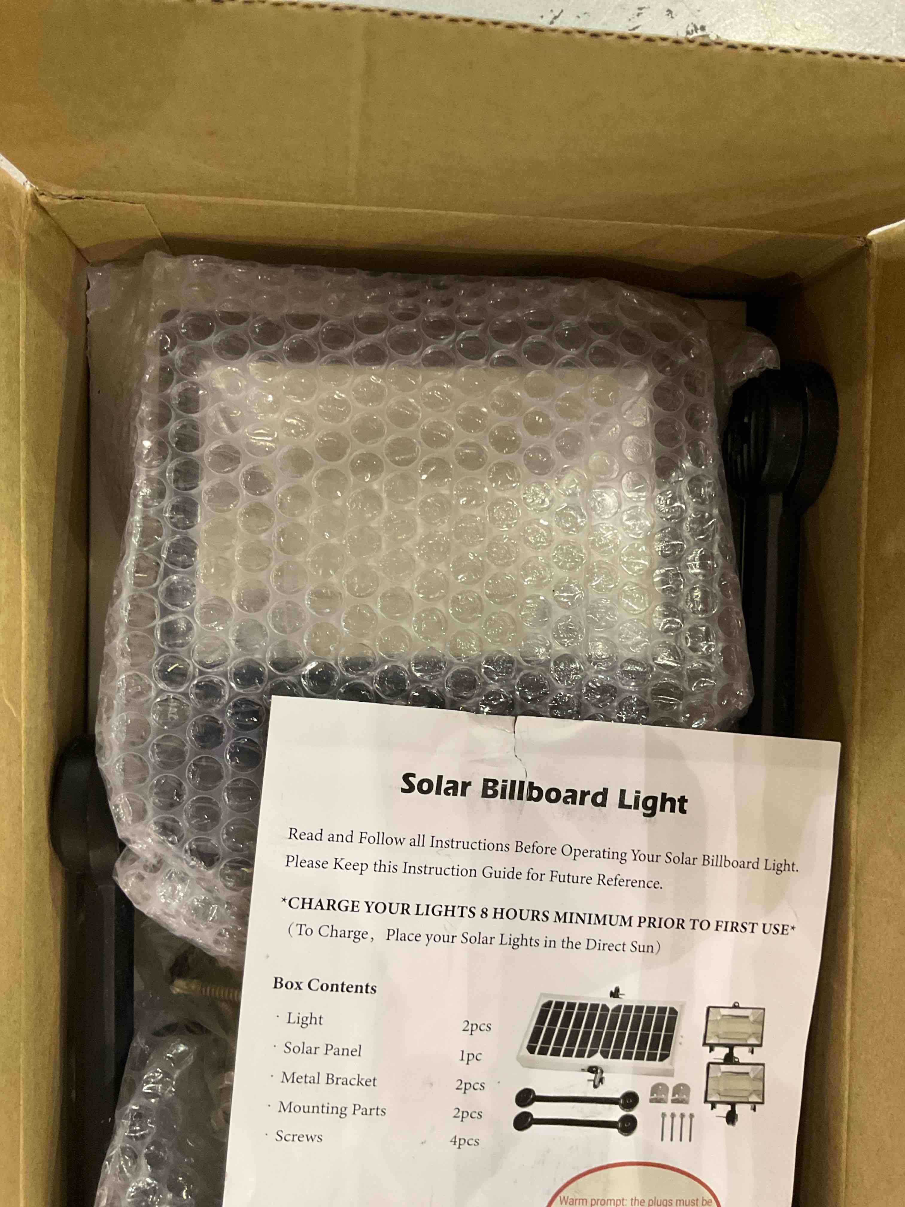 https://s3.amazonaws.com/lotting-images-prod/BargainHunt/EXS01237184_1712665119173.jpeg