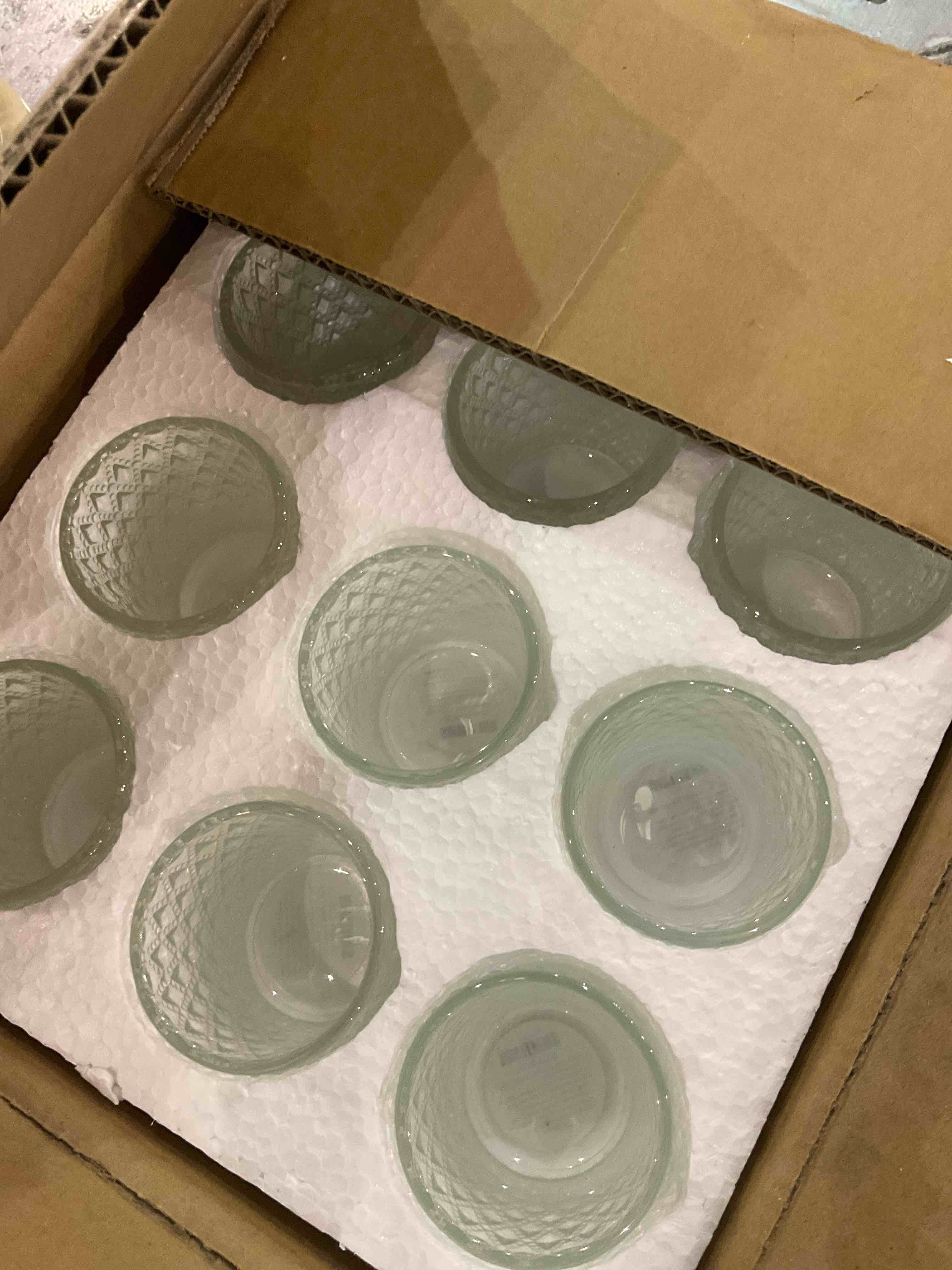 https://s3.amazonaws.com/lotting-images-prod/BargainHunt/EXS01237199_1712666750831.jpeg