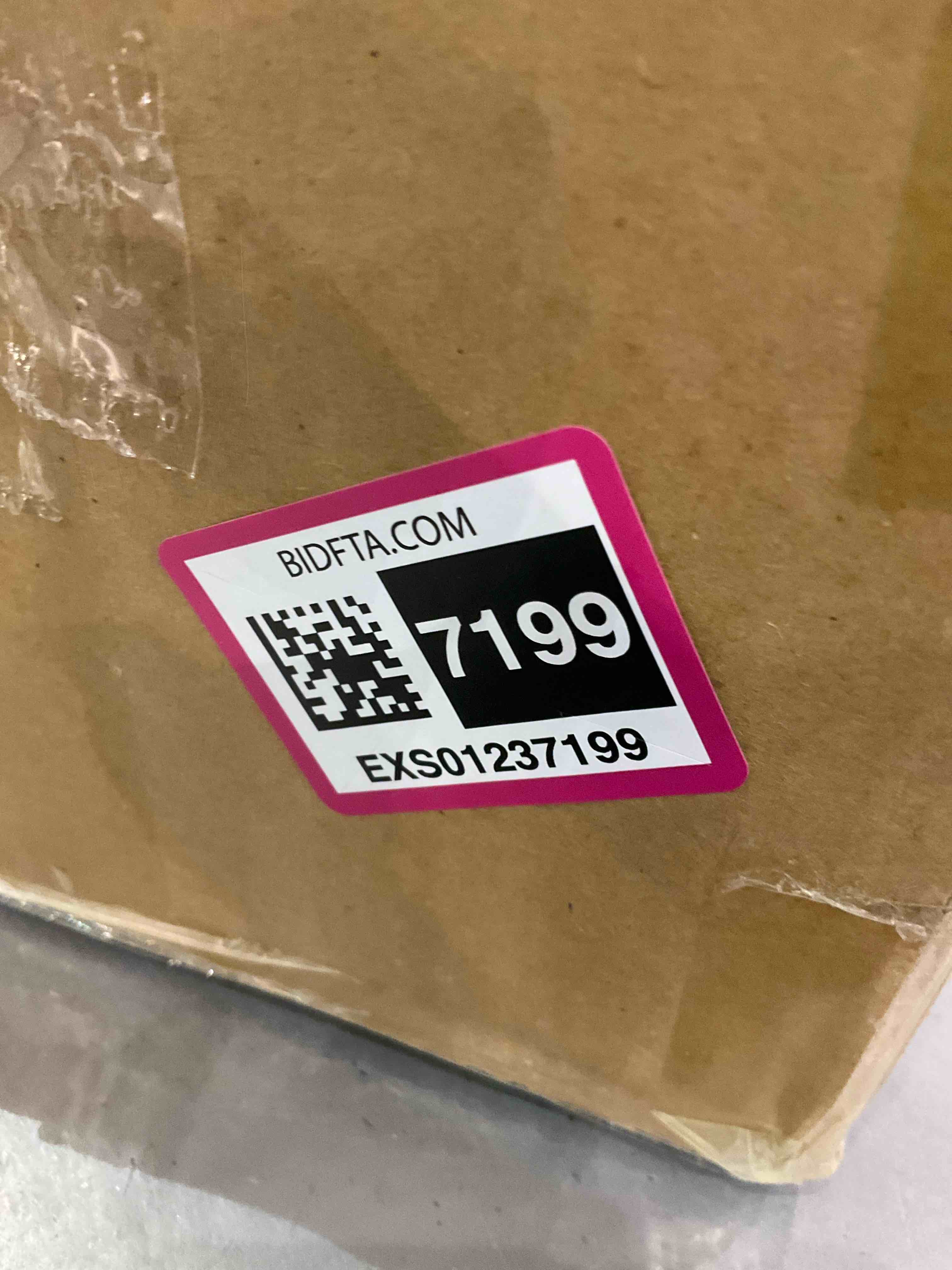 https://s3.amazonaws.com/lotting-images-prod/BargainHunt/EXS01237199_1712666772740.jpeg