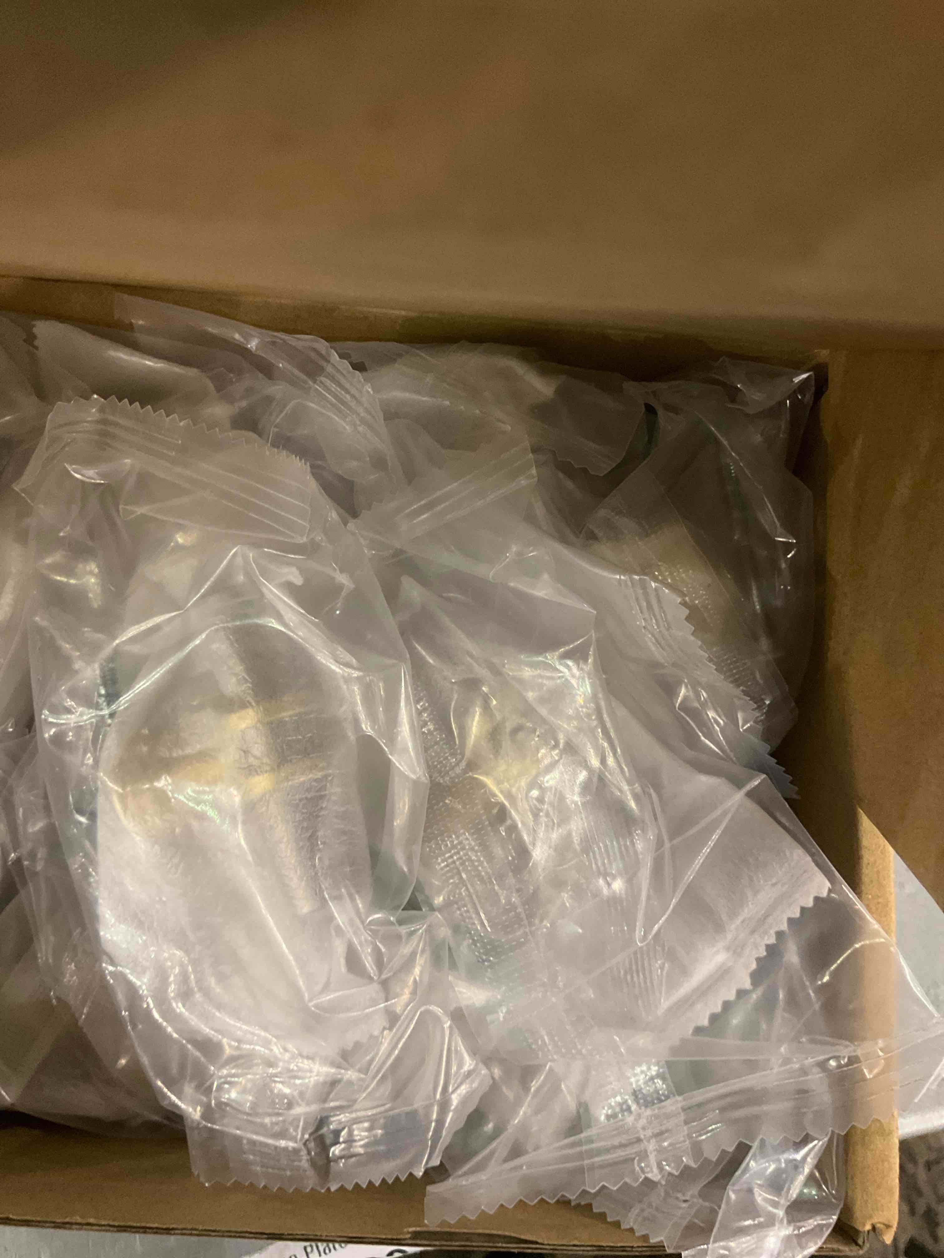 https://s3.amazonaws.com/lotting-images-prod/BargainHunt/EXS01237200_1712666837763.jpeg