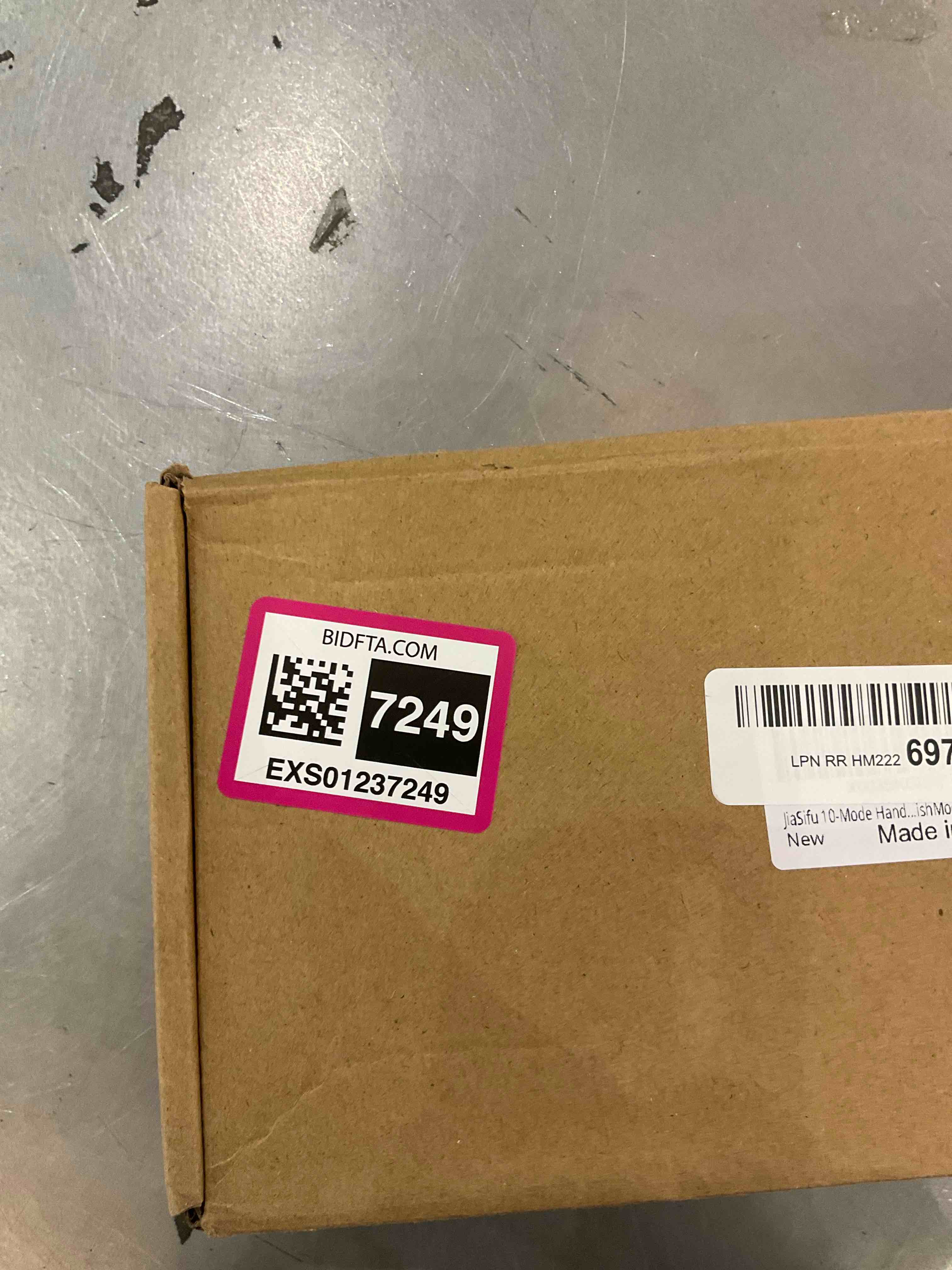 https://s3.amazonaws.com/lotting-images-prod/BargainHunt/EXS01237249_1712681501533.jpeg