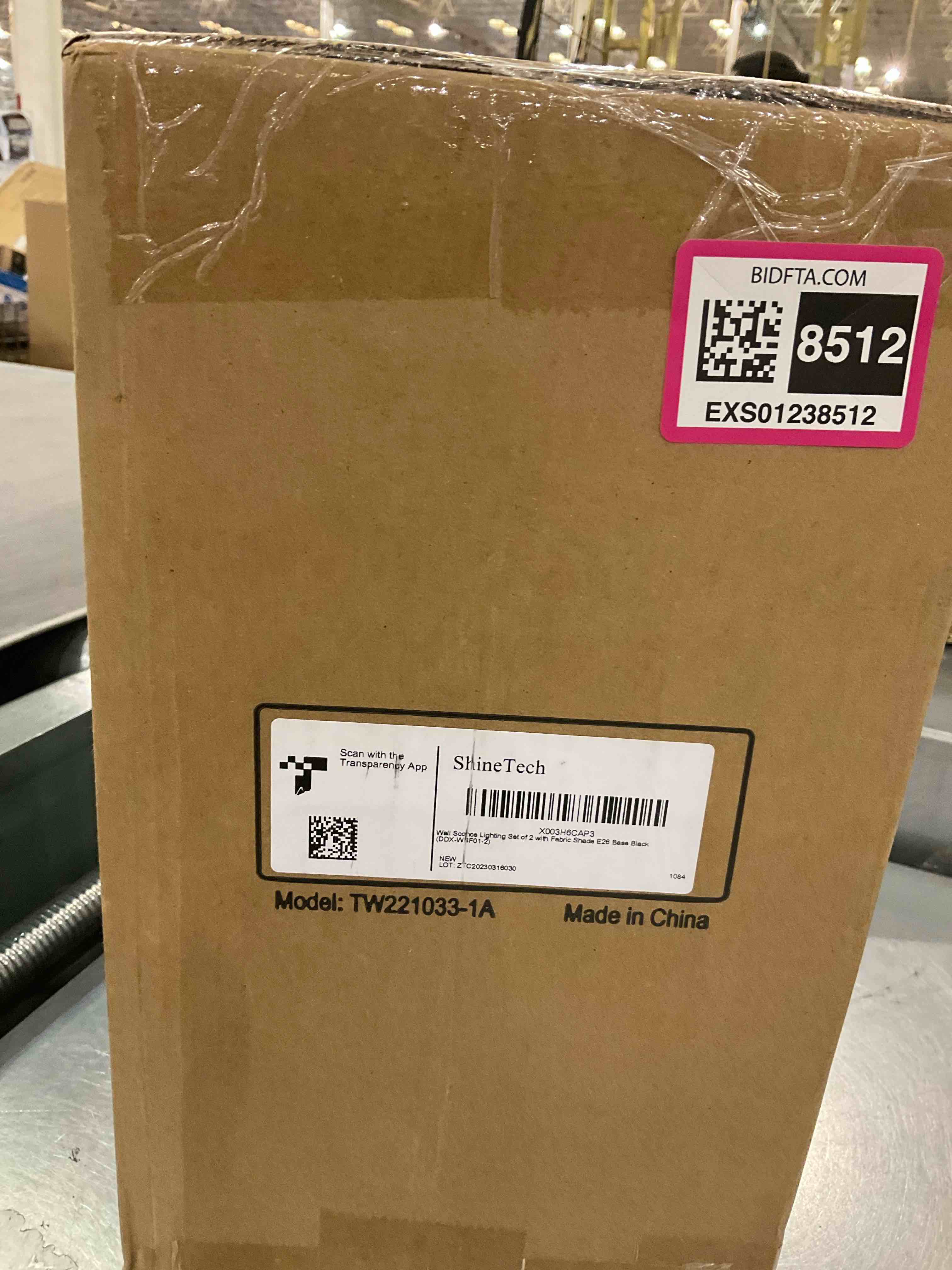 https://s3.amazonaws.com/lotting-images-prod/BargainHunt/EXS01238512_1716477351082.jpeg