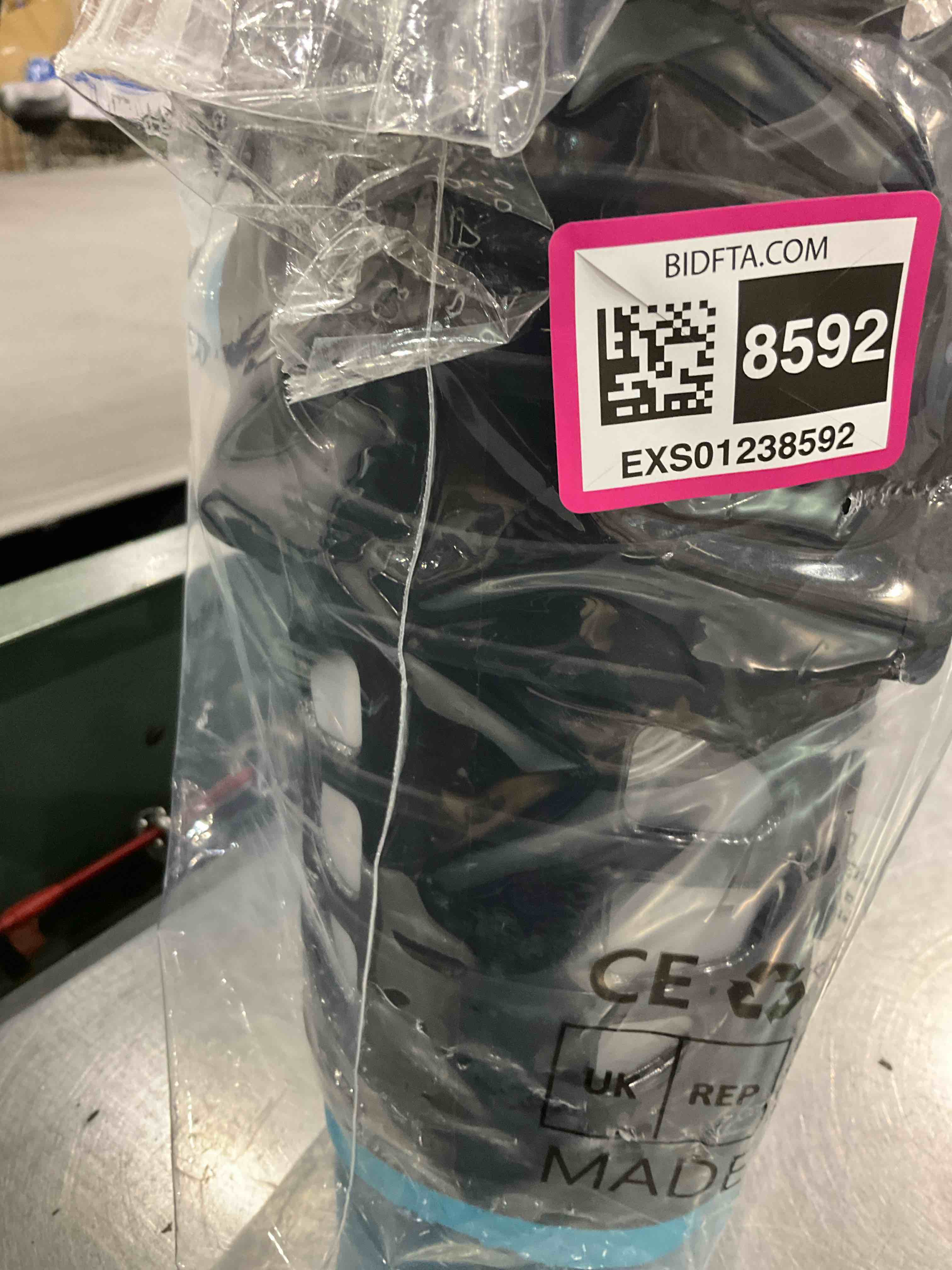 https://s3.amazonaws.com/lotting-images-prod/BargainHunt/EXS01238592_1716549447310.jpeg