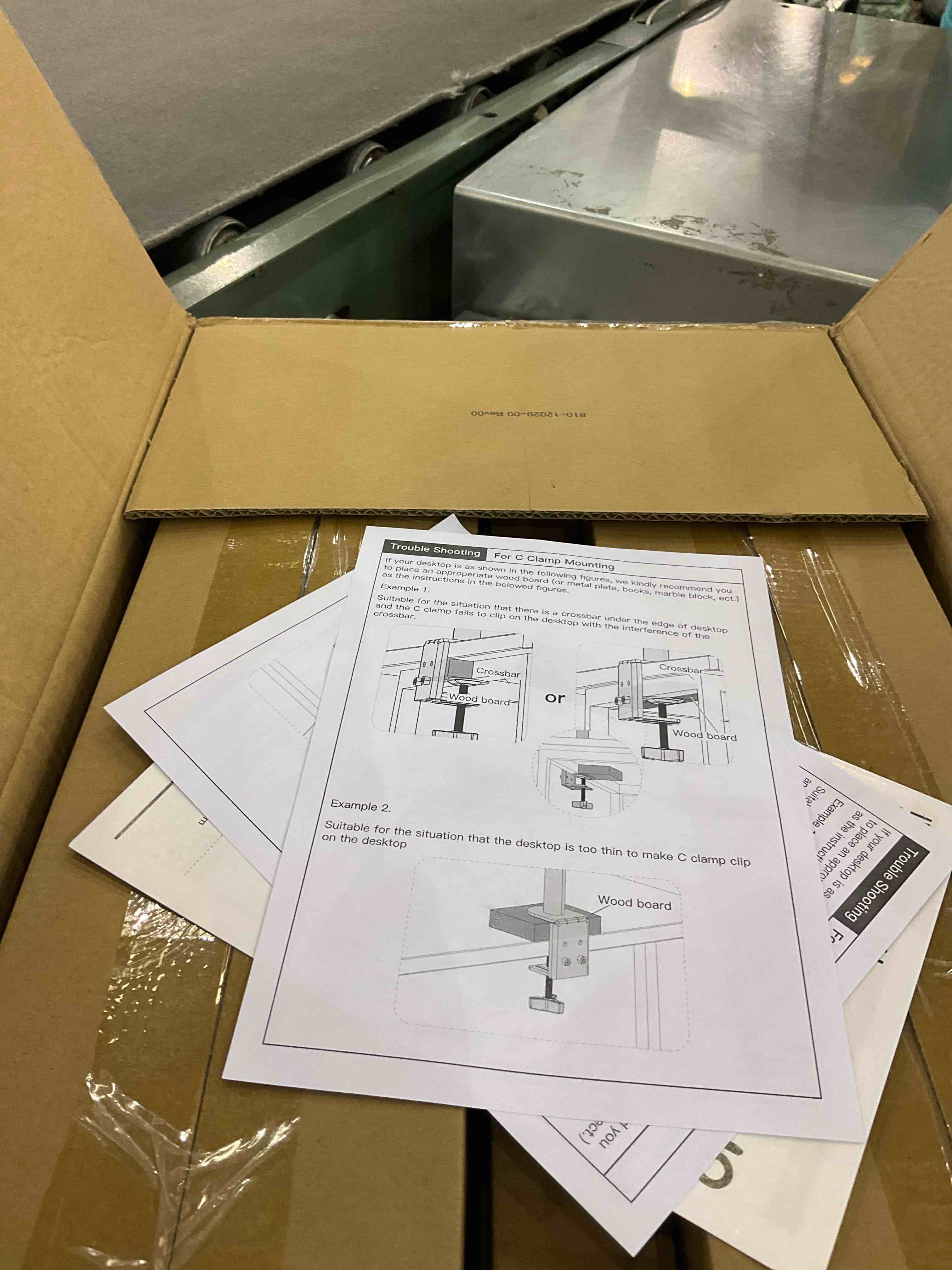 https://s3.amazonaws.com/lotting-images-prod/BargainHunt/EXS01238787_1716898469717.jpeg