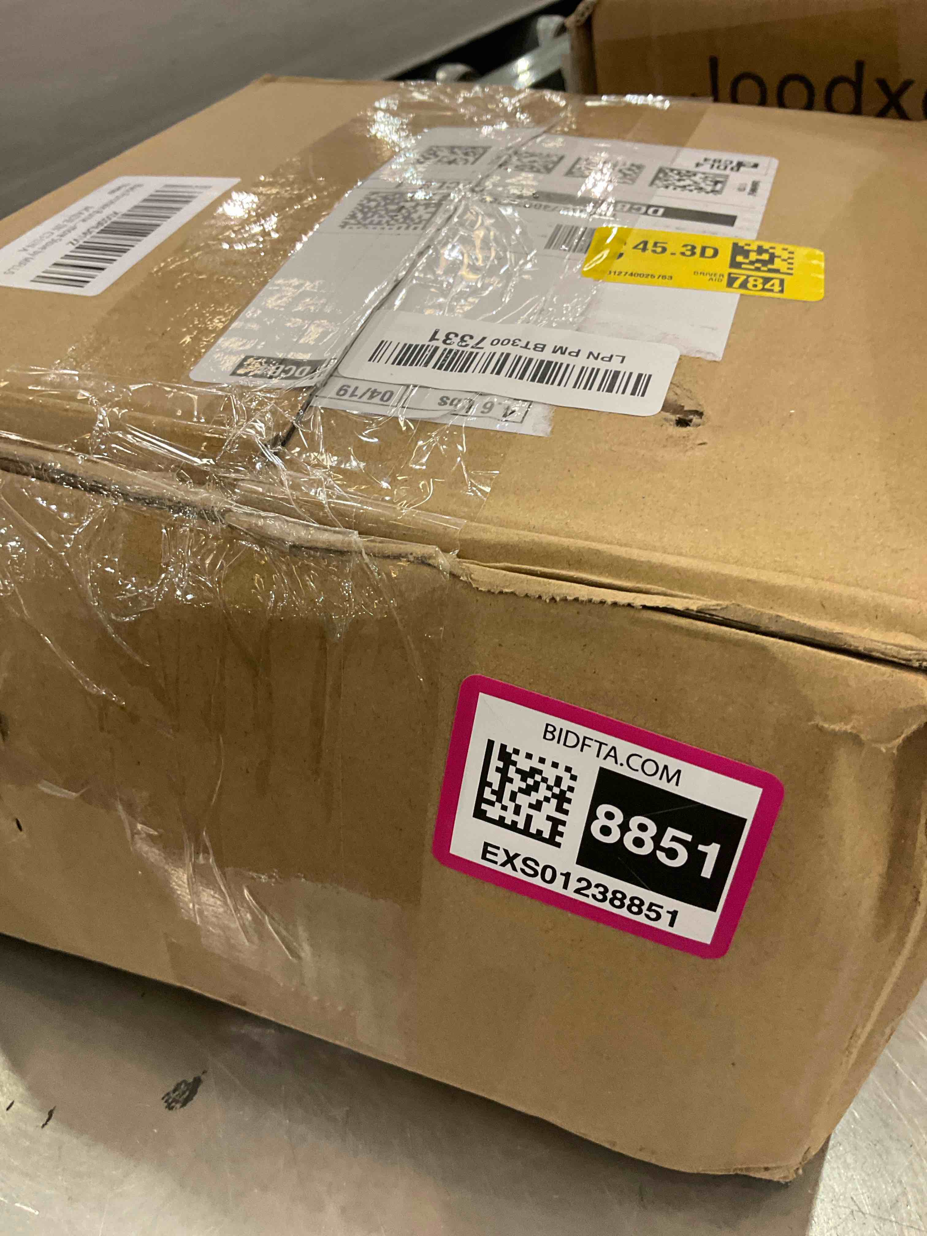 https://s3.amazonaws.com/lotting-images-prod/BargainHunt/EXS01238851_1716907067099.jpeg