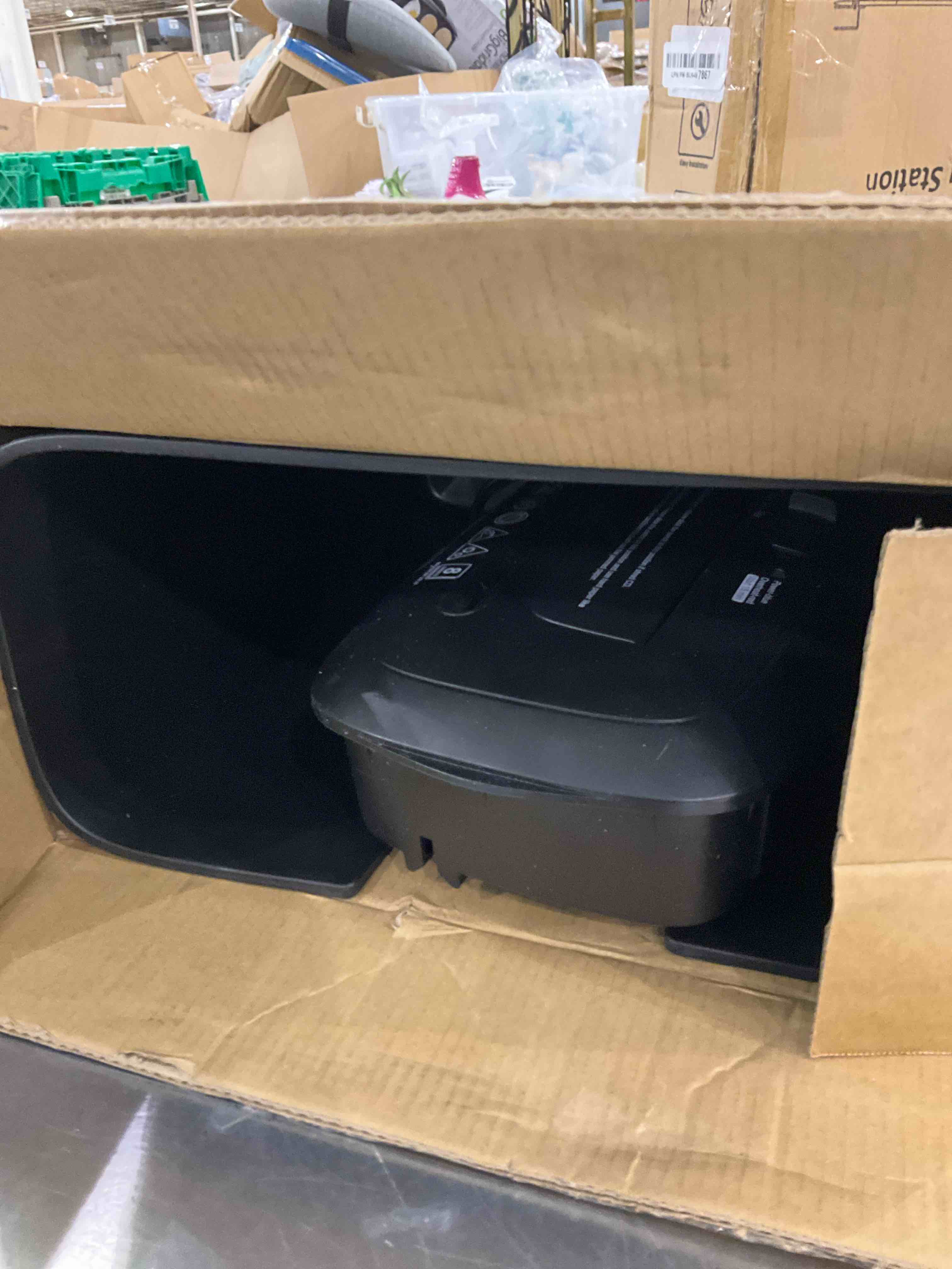 https://s3.amazonaws.com/lotting-images-prod/BargainHunt/EXS01238965_1716981667761.jpeg