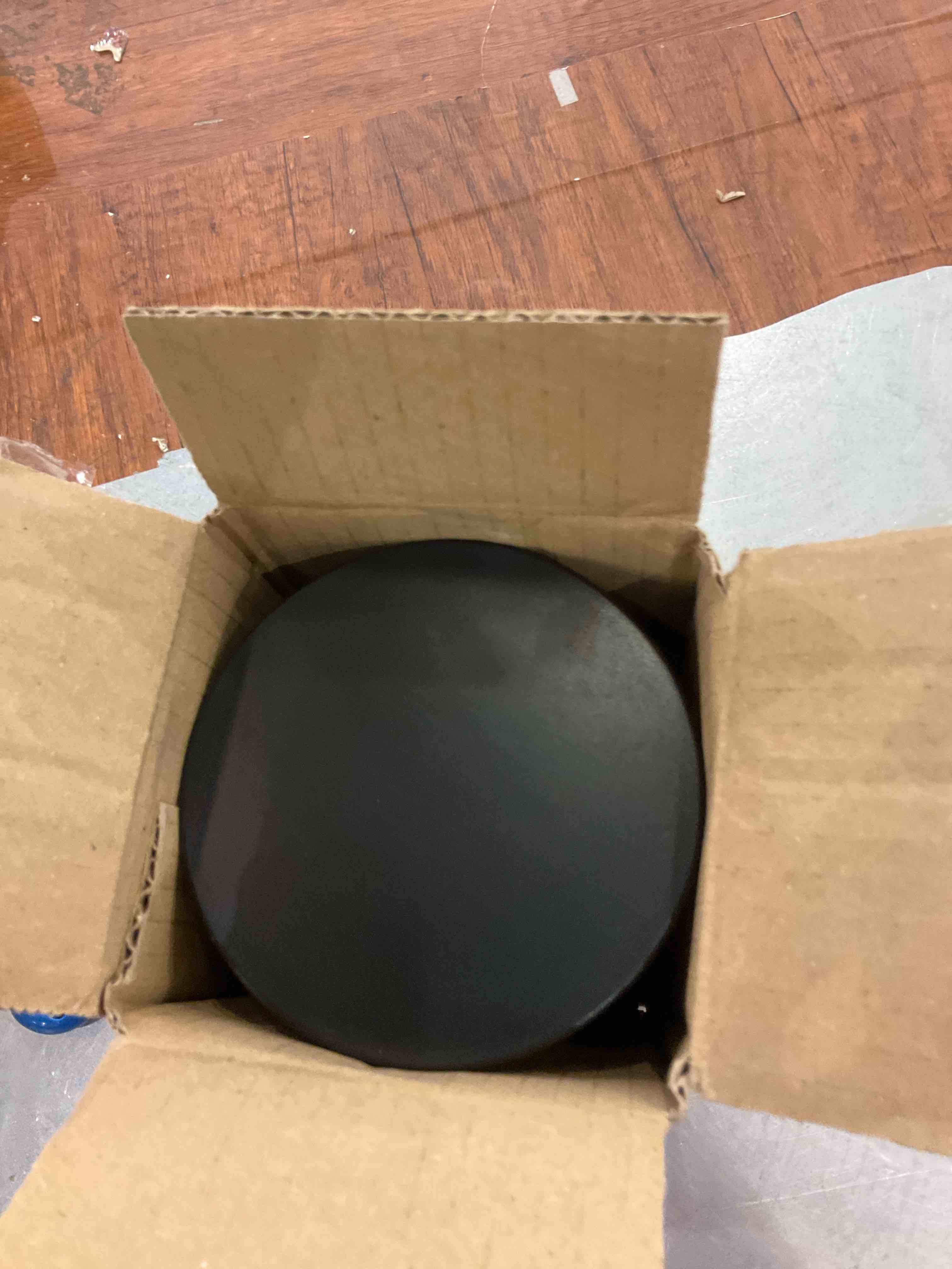 https://s3.amazonaws.com/lotting-images-prod/BargainHunt/EXS01239041_1712775570668.jpeg