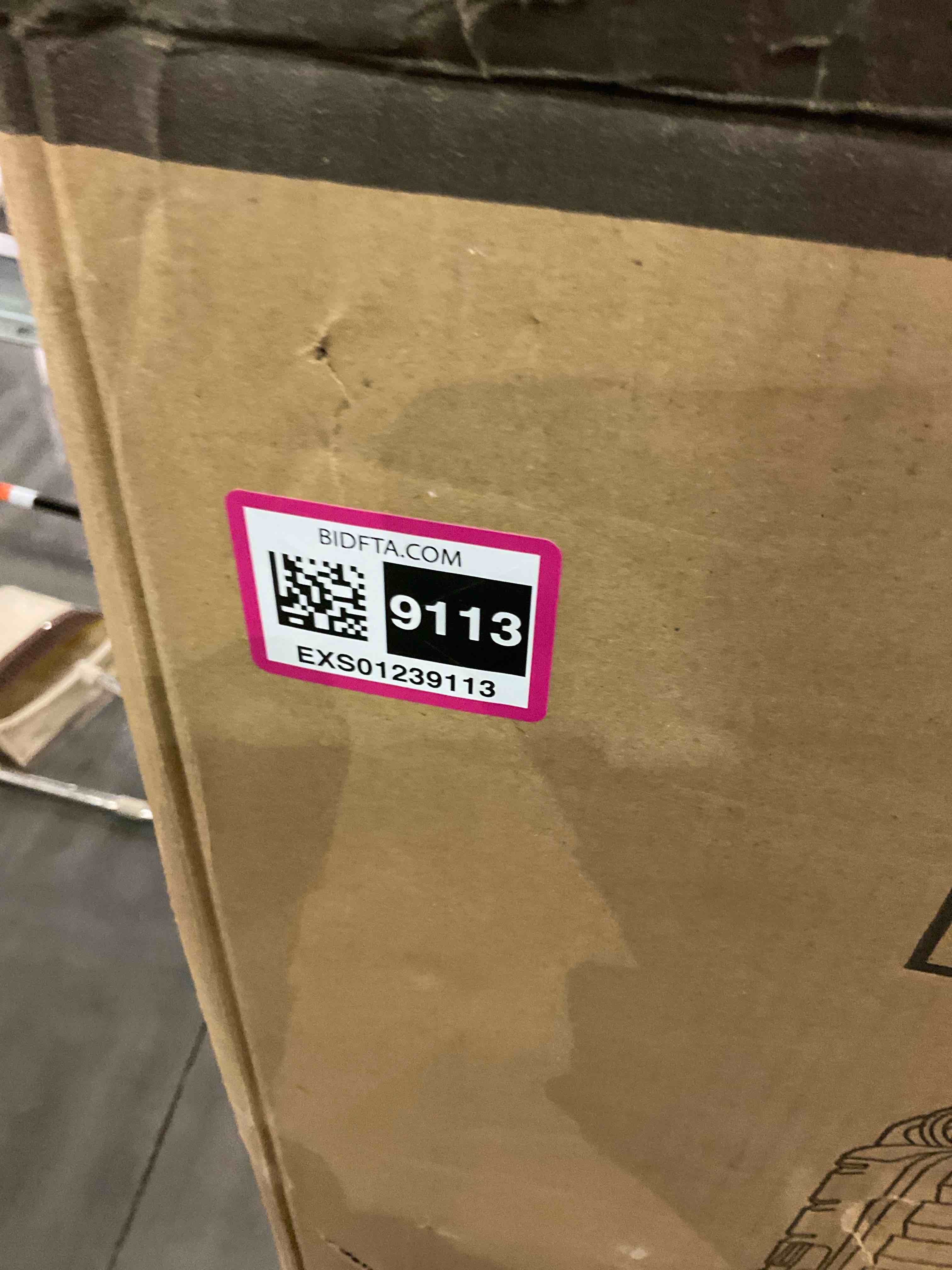 https://s3.amazonaws.com/lotting-images-prod/BargainHunt/EXS01239113_1712844906753.jpeg
