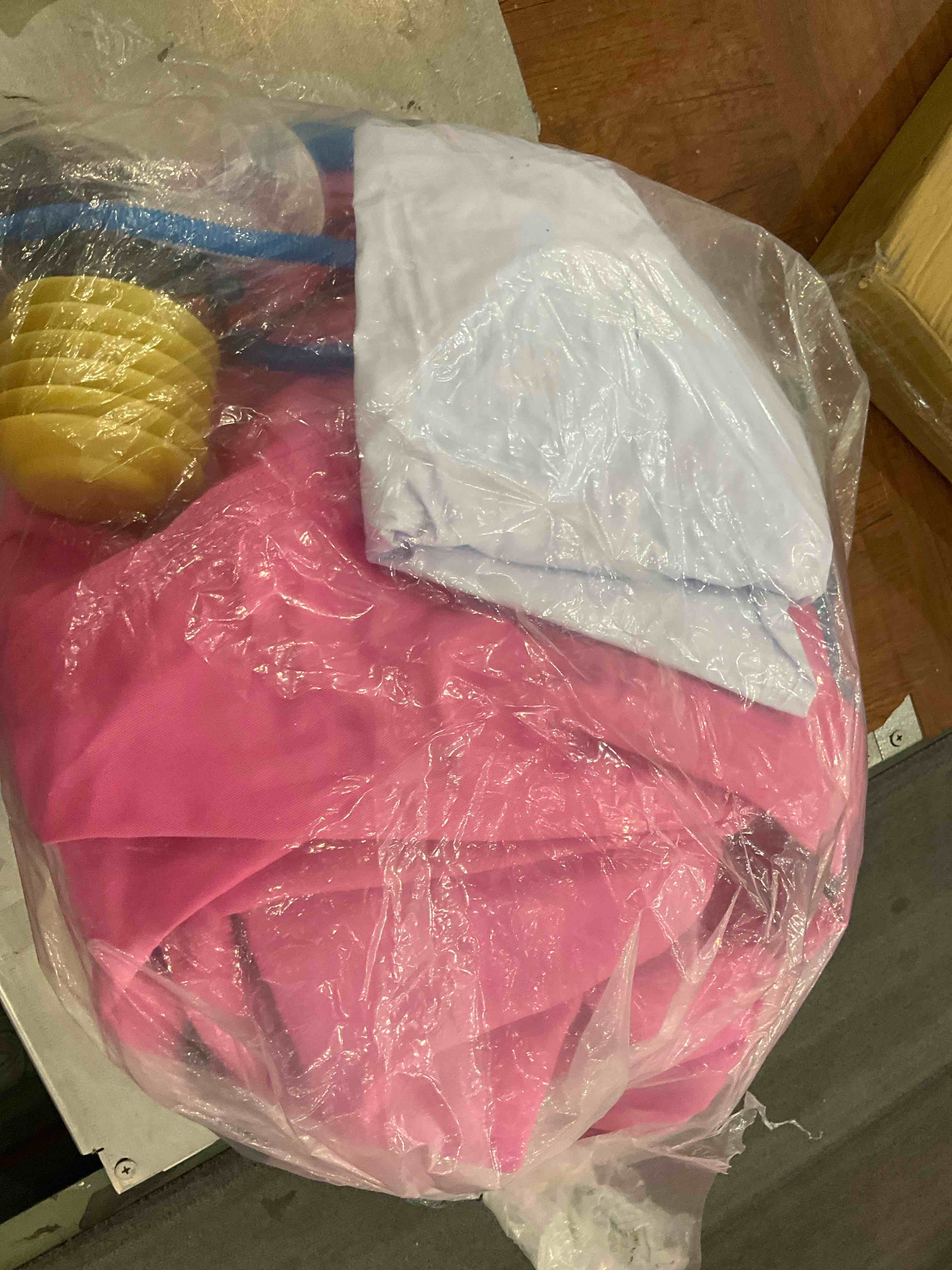 https://s3.amazonaws.com/lotting-images-prod/BargainHunt/EXS01239377_1713187496033.jpeg