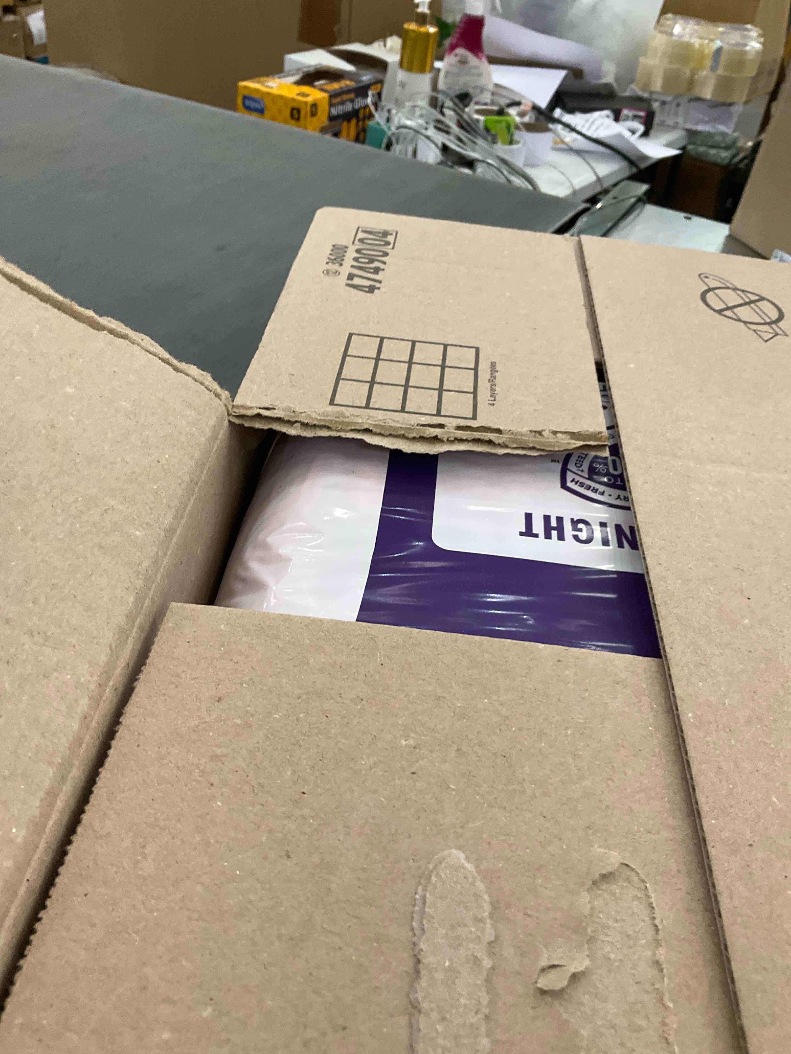 https://s3.amazonaws.com/lotting-images-prod/BargainHunt/EXS01239507_1717687332043.jpeg