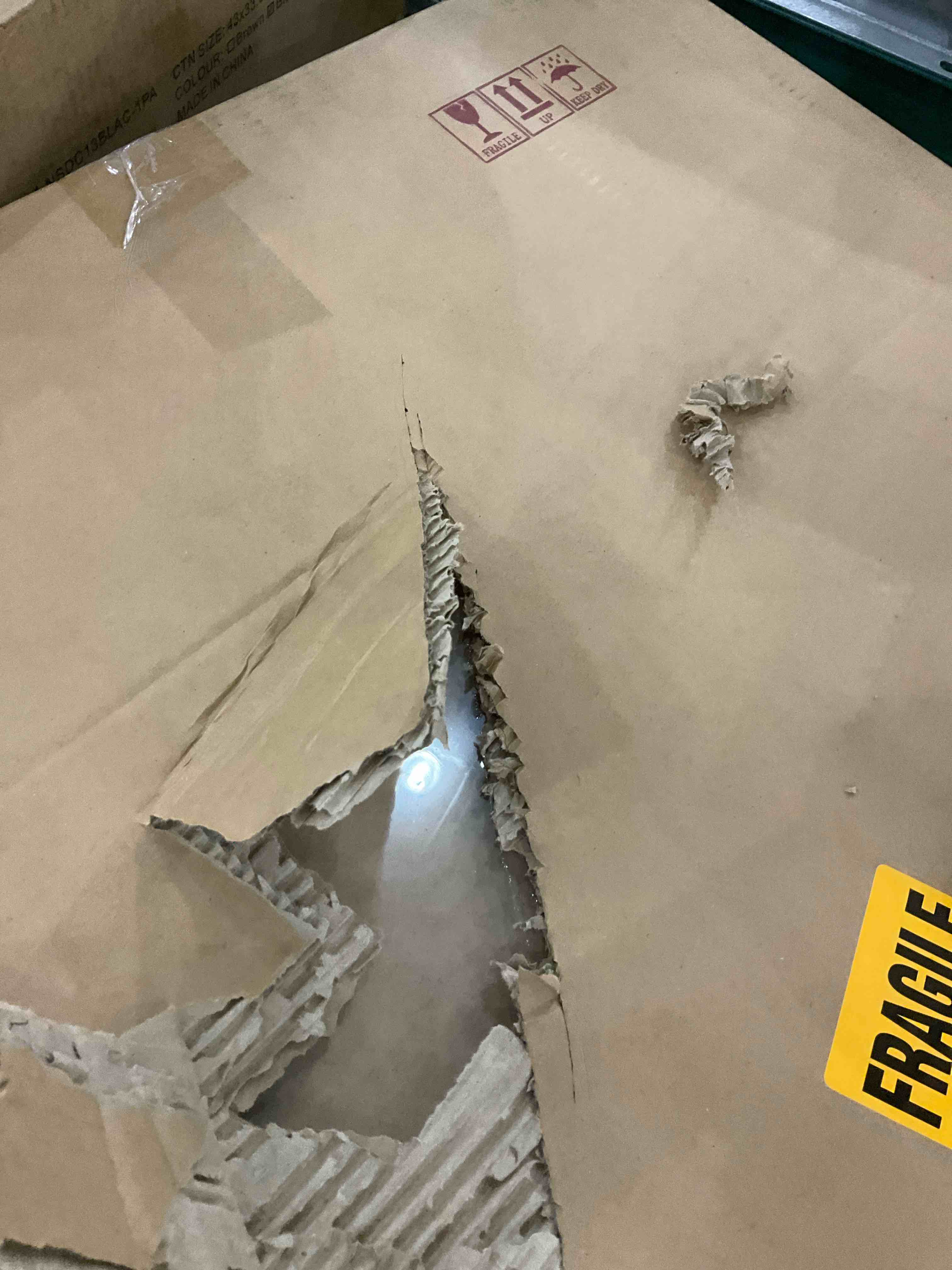 https://s3.amazonaws.com/lotting-images-prod/BargainHunt/EXS01239613_1717760899527.jpeg