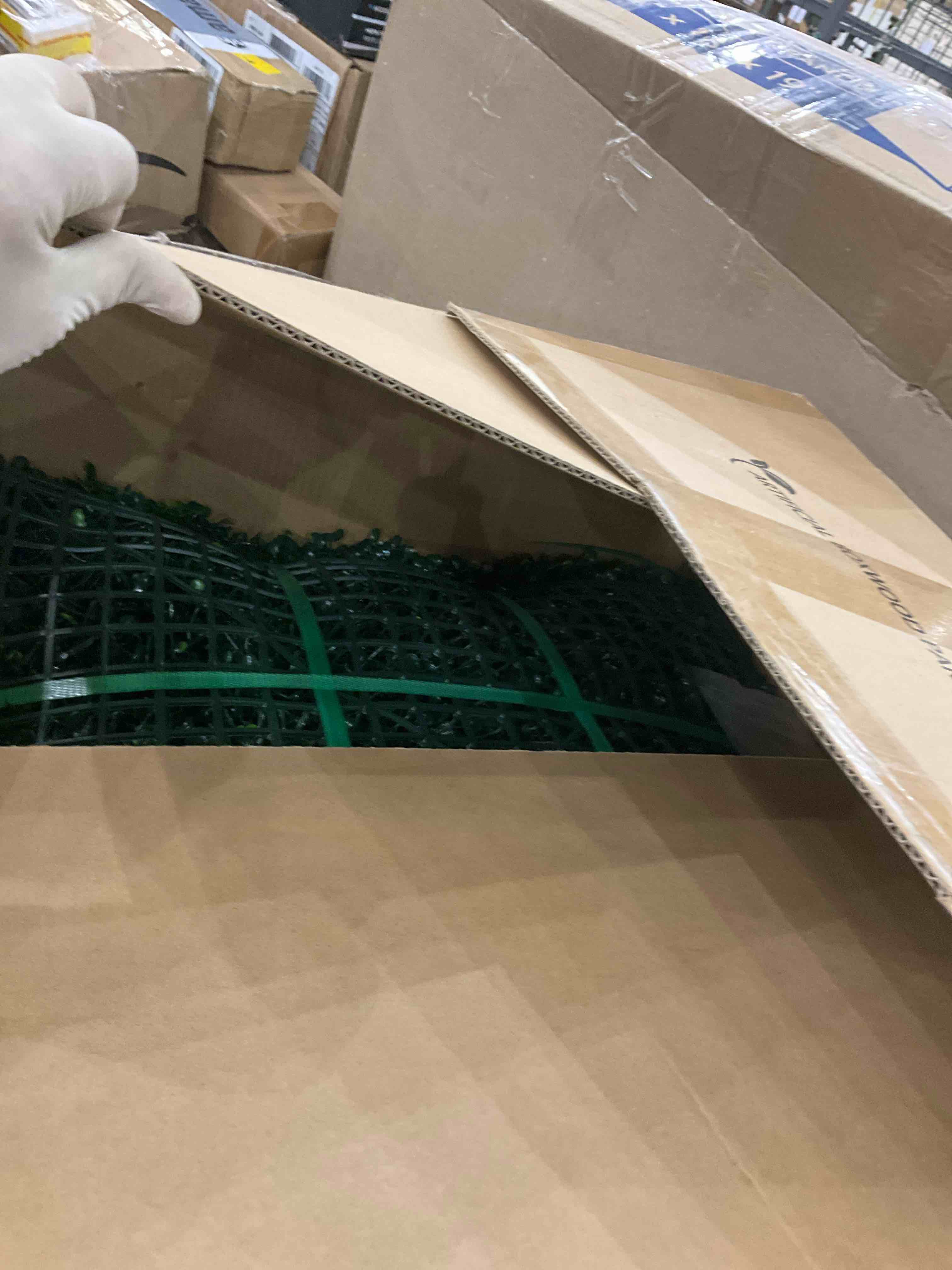https://s3.amazonaws.com/lotting-images-prod/BargainHunt/EXS01239656_1717767218078.jpeg