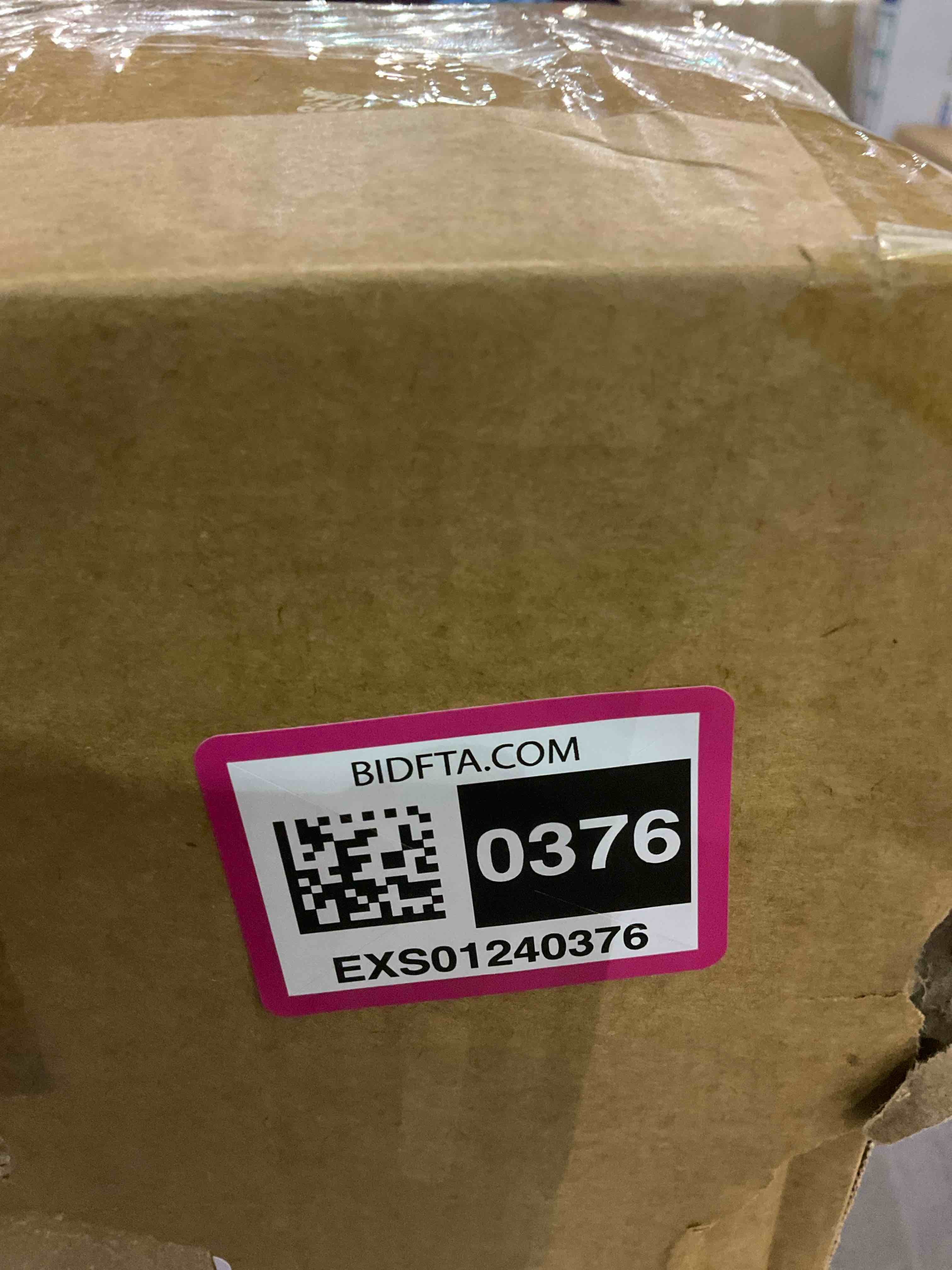https://s3.amazonaws.com/lotting-images-prod/BargainHunt/EXS01240376_1709904436589.jpeg