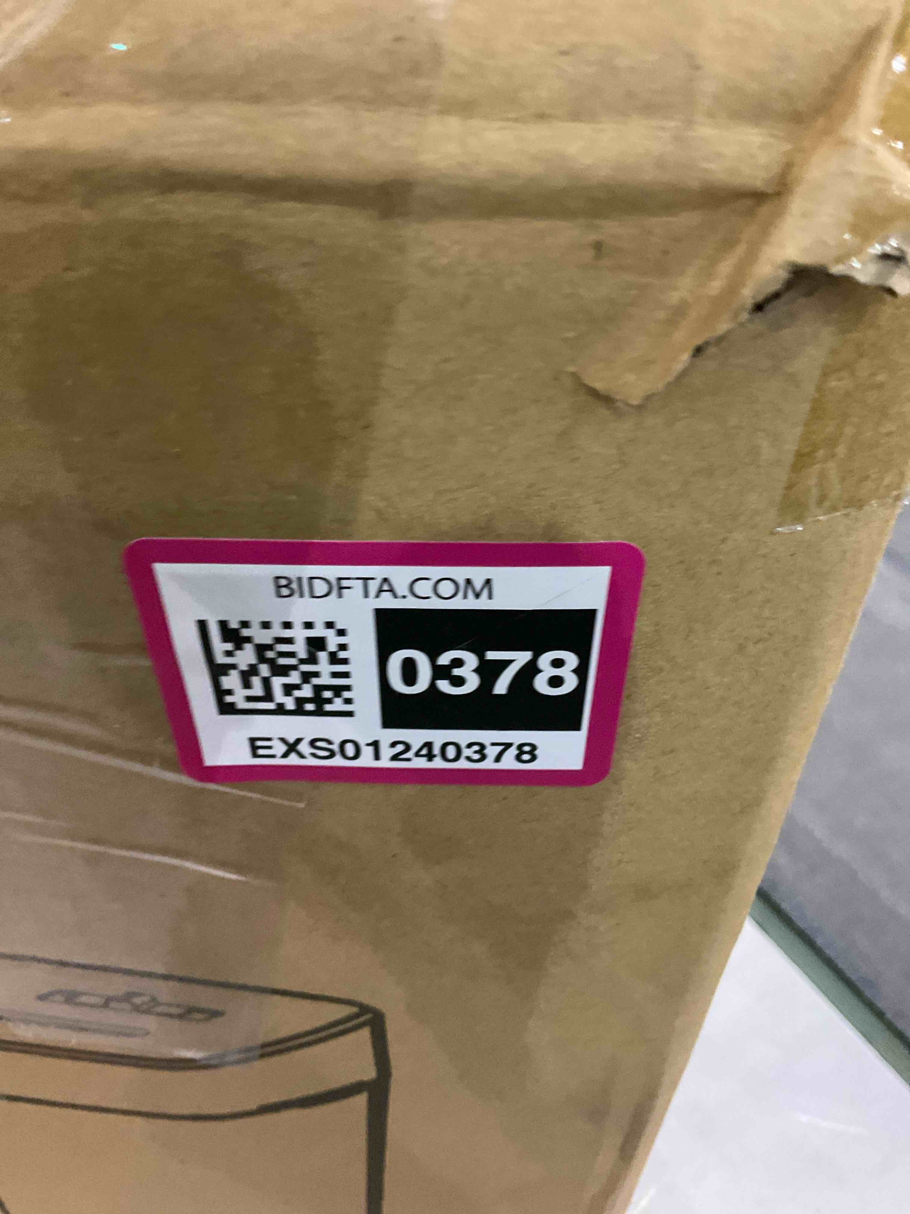 https://s3.amazonaws.com/lotting-images-prod/BargainHunt/EXS01240378_1709904553587.jpeg
