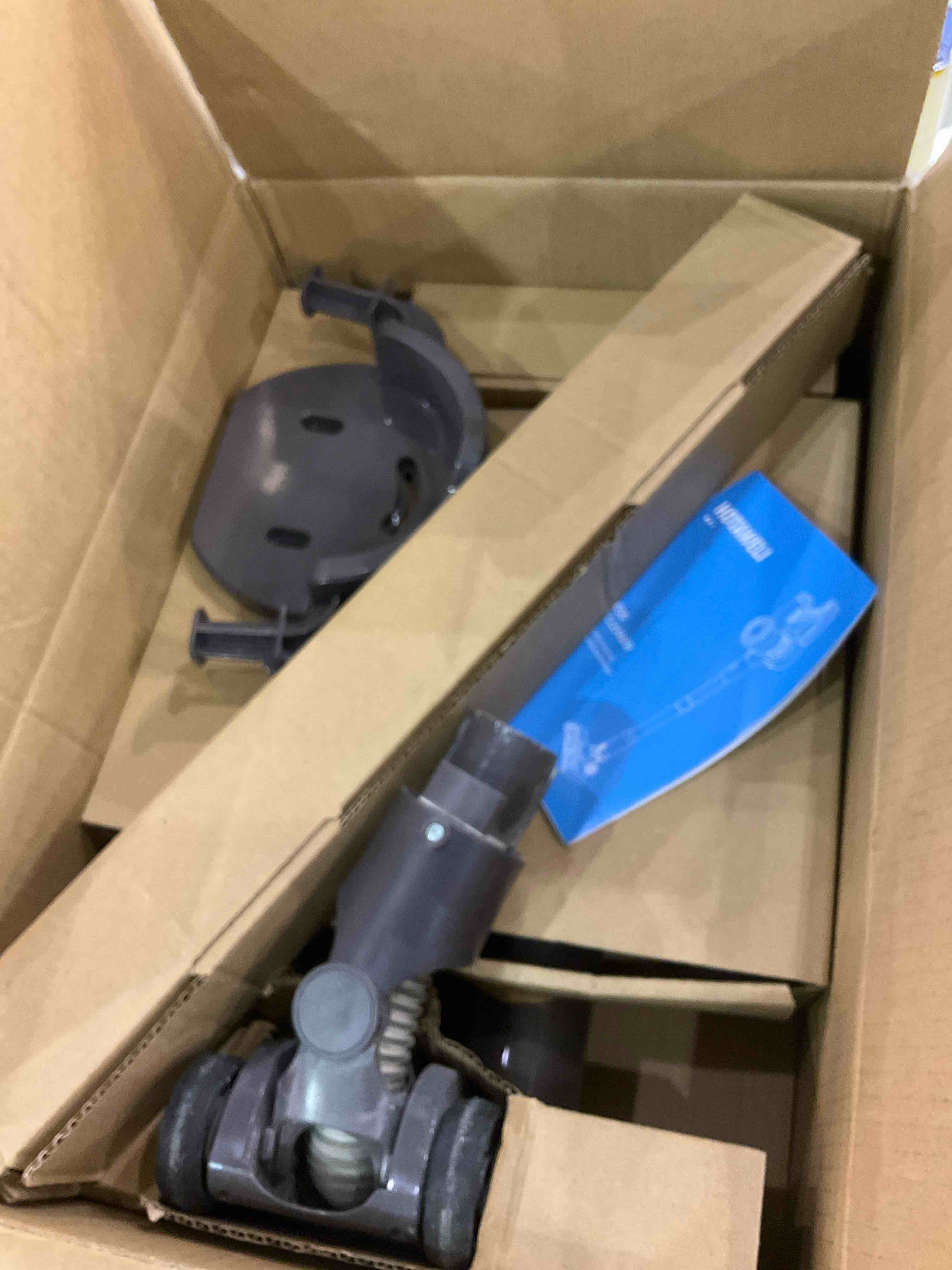 https://s3.amazonaws.com/lotting-images-prod/BargainHunt/EXS01240445_1709913959049.jpeg