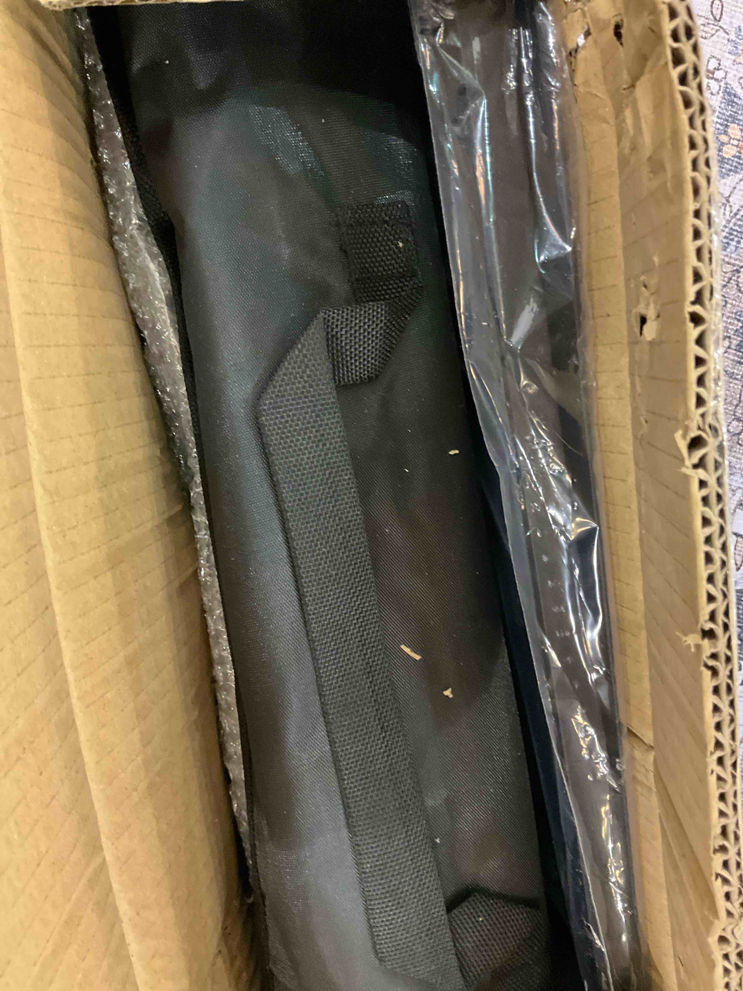https://s3.amazonaws.com/lotting-images-prod/BargainHunt/EXS01240502_1711391473794.jpeg