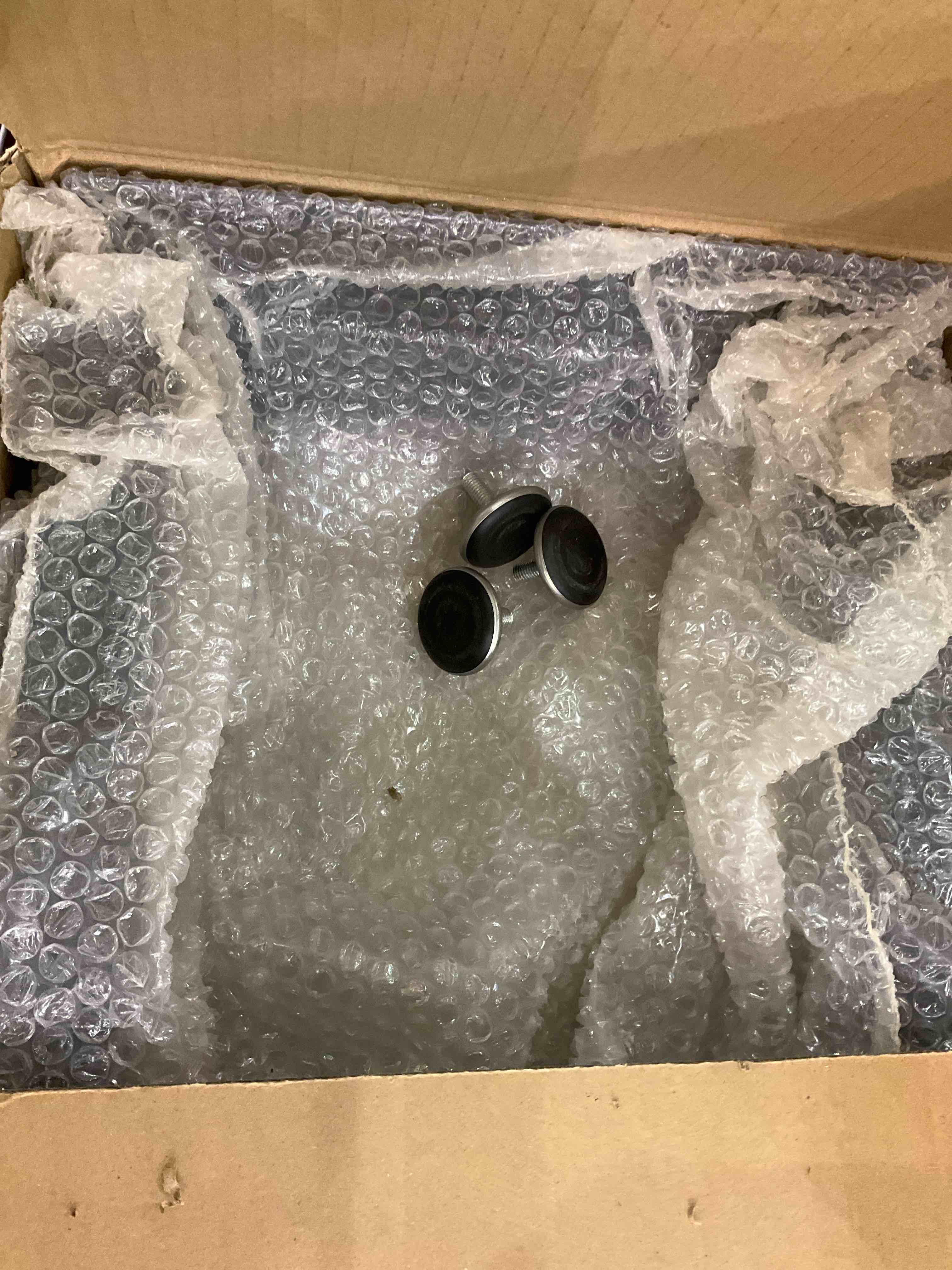 https://s3.amazonaws.com/lotting-images-prod/BargainHunt/EXS01240737_1711543855062.jpeg