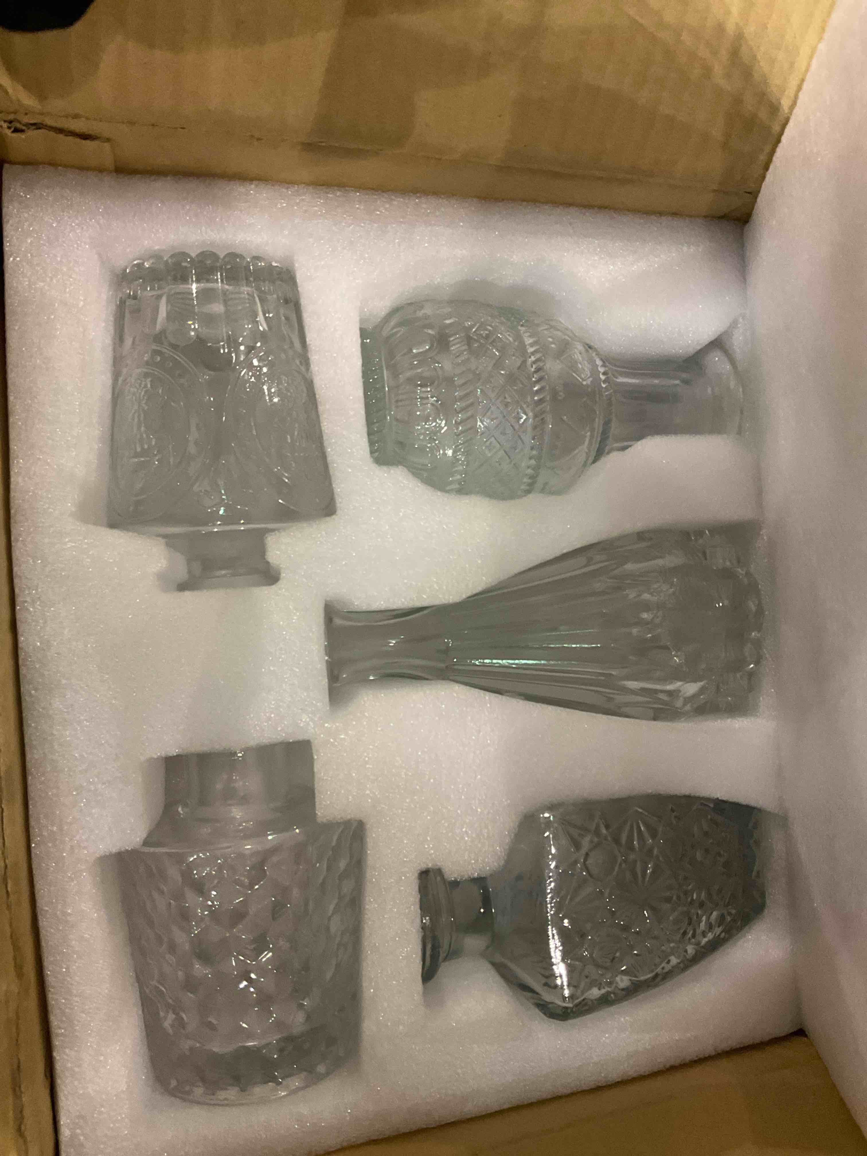 https://s3.amazonaws.com/lotting-images-prod/BargainHunt/EXS01240970_1711625693002.jpeg