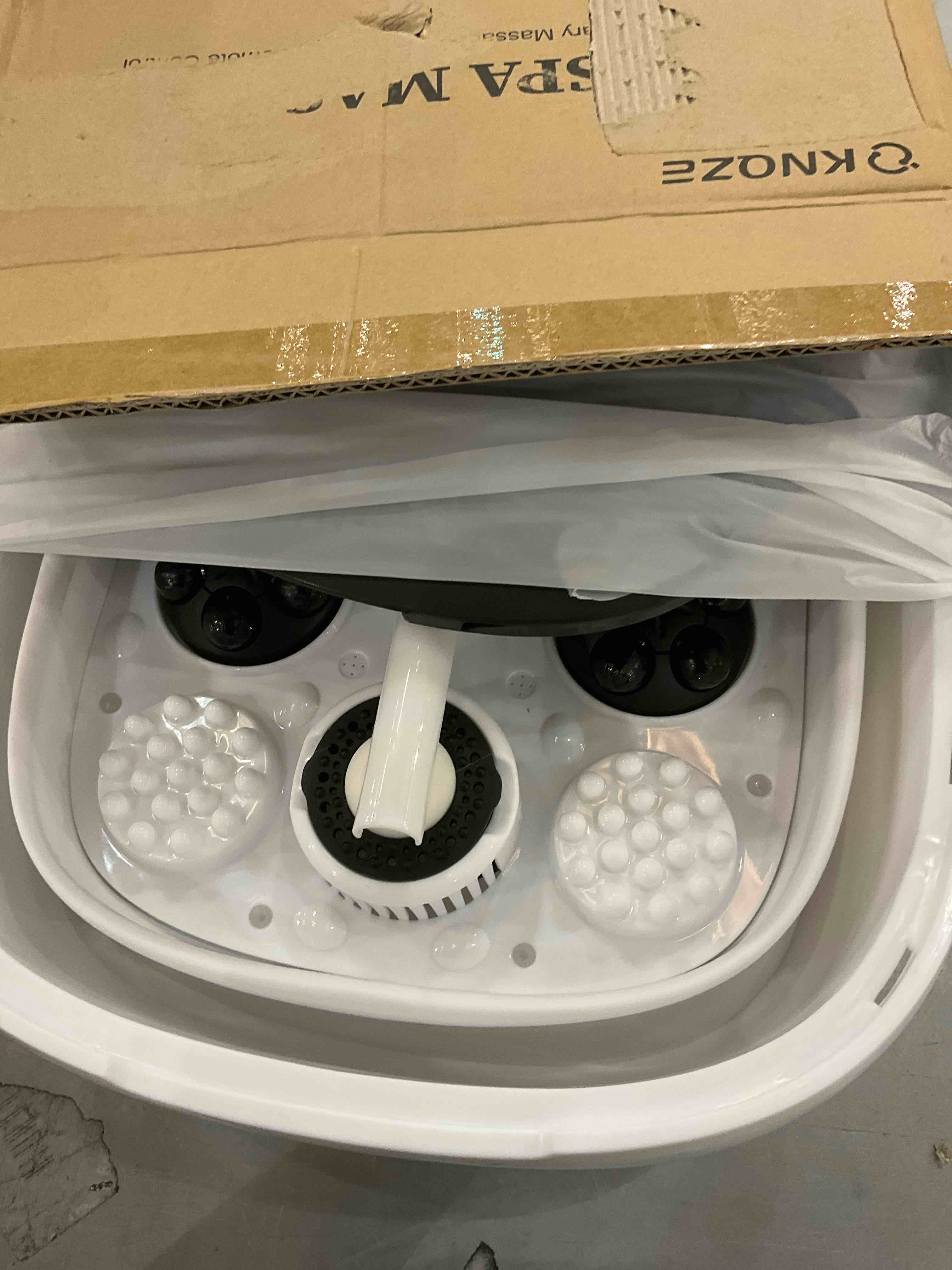 https://s3.amazonaws.com/lotting-images-prod/BargainHunt/EXS01241093_1710862117348.jpeg