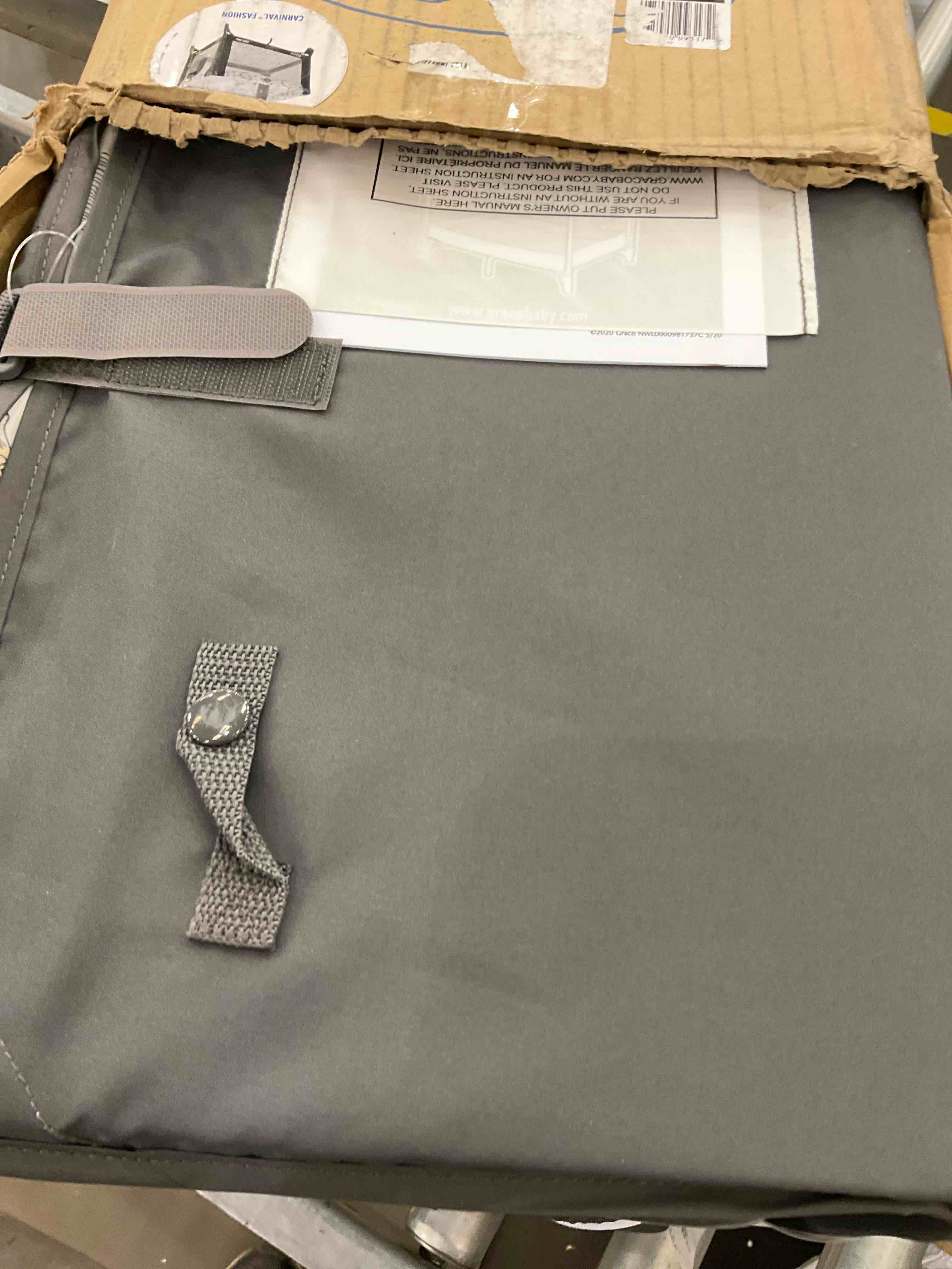 https://s3.amazonaws.com/lotting-images-prod/BargainHunt/EXS01241149_1710874616485.jpeg