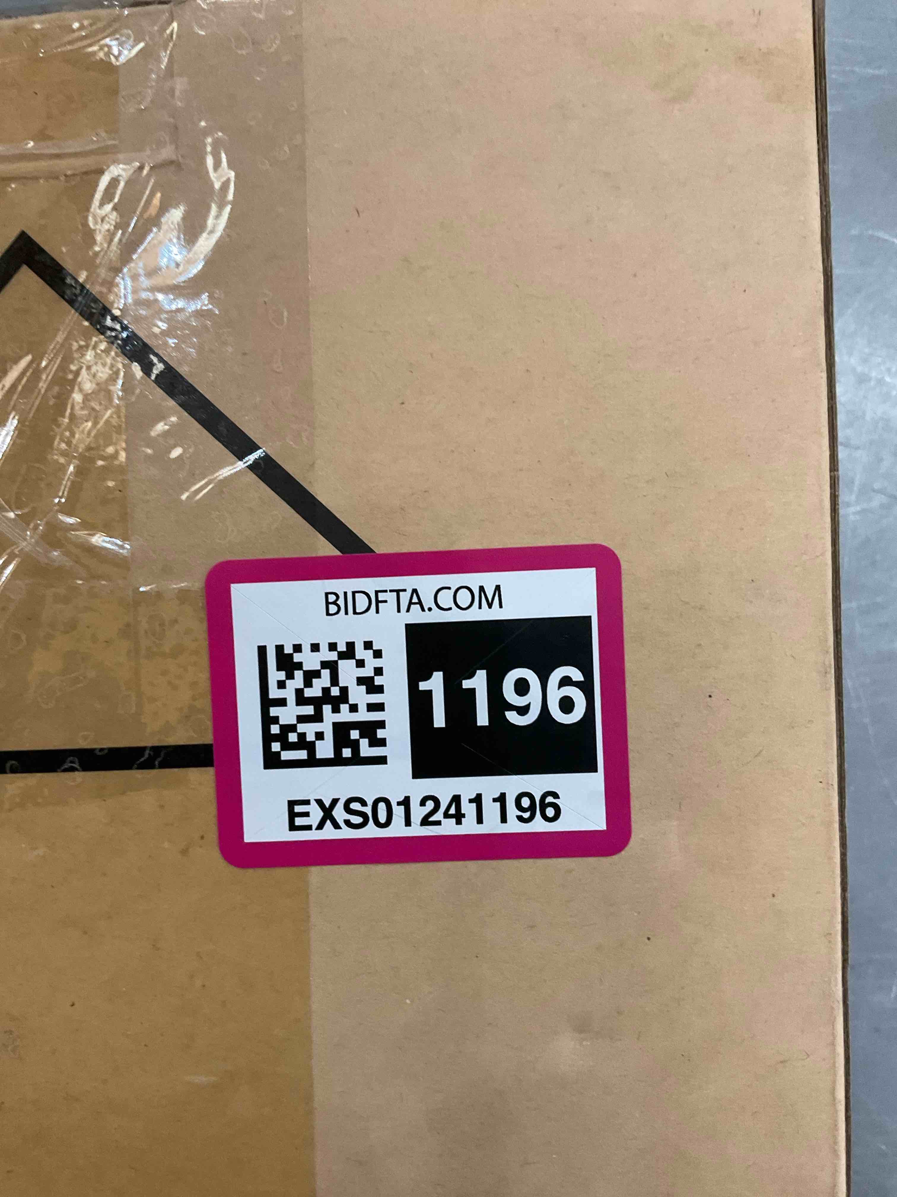 https://s3.amazonaws.com/lotting-images-prod/BargainHunt/EXS01241196_1711041903256.jpeg