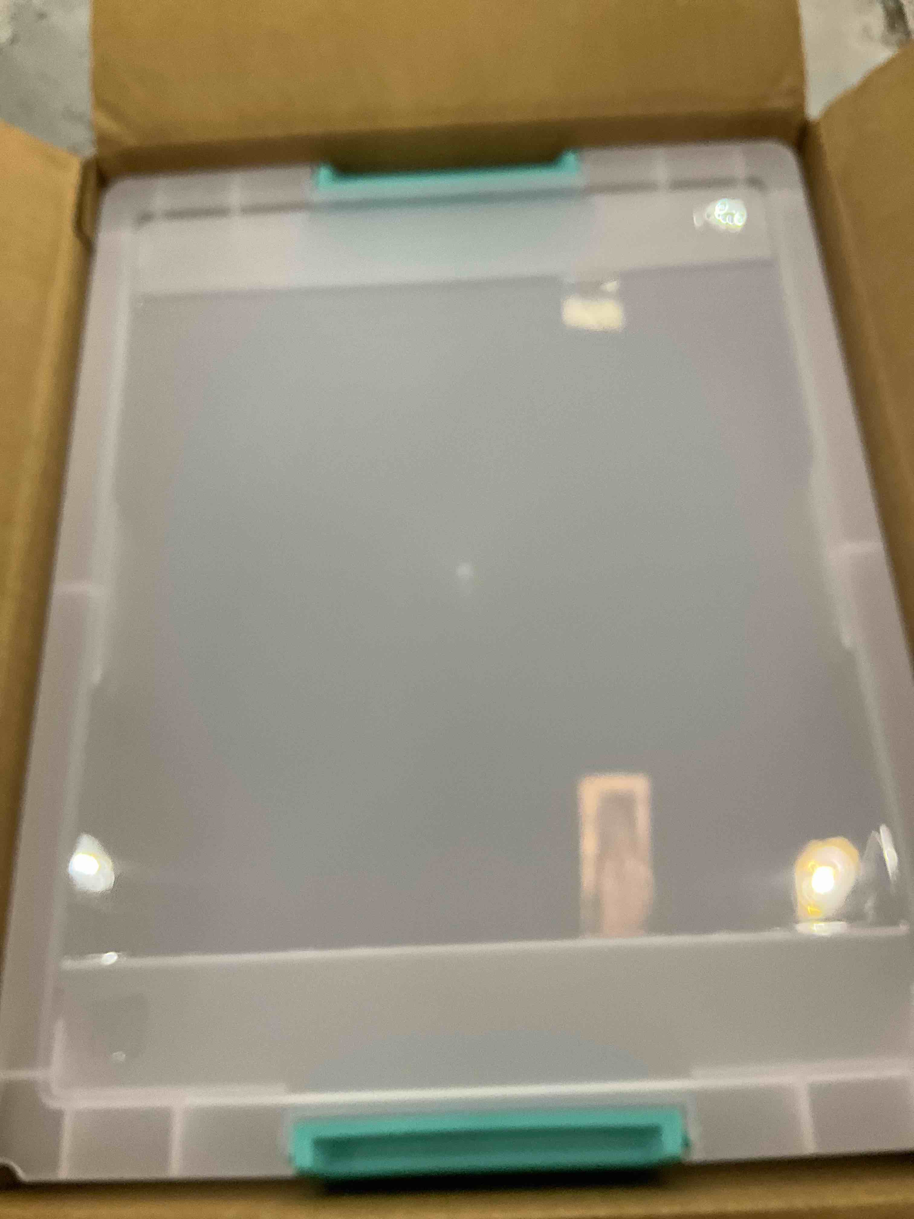 https://s3.amazonaws.com/lotting-images-prod/BargainHunt/EXS01241296_1711119914678.jpeg
