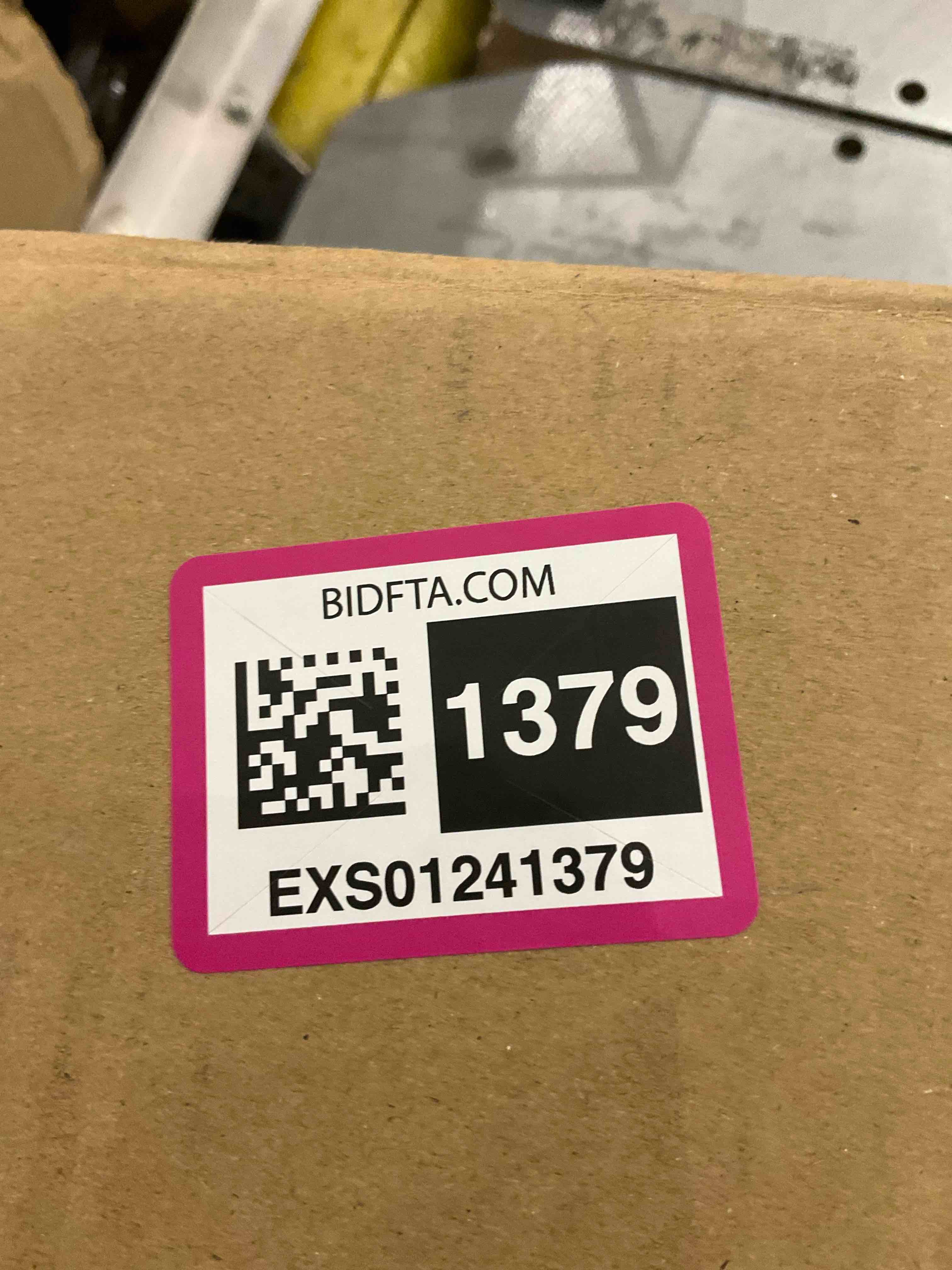 https://s3.amazonaws.com/lotting-images-prod/BargainHunt/EXS01241379_1711370073322.jpeg