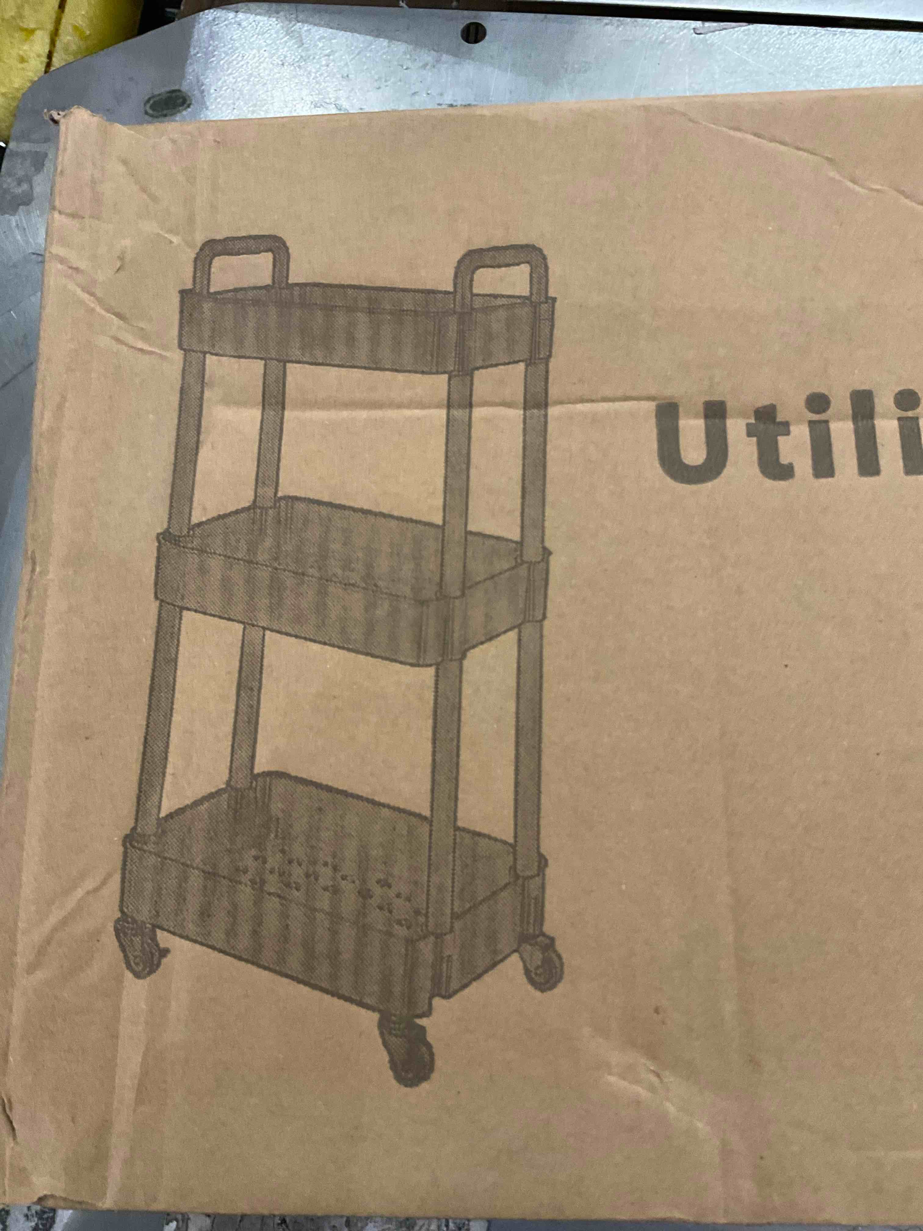 https://s3.amazonaws.com/lotting-images-prod/BargainHunt/EXS01241466_1711386655198.jpeg
