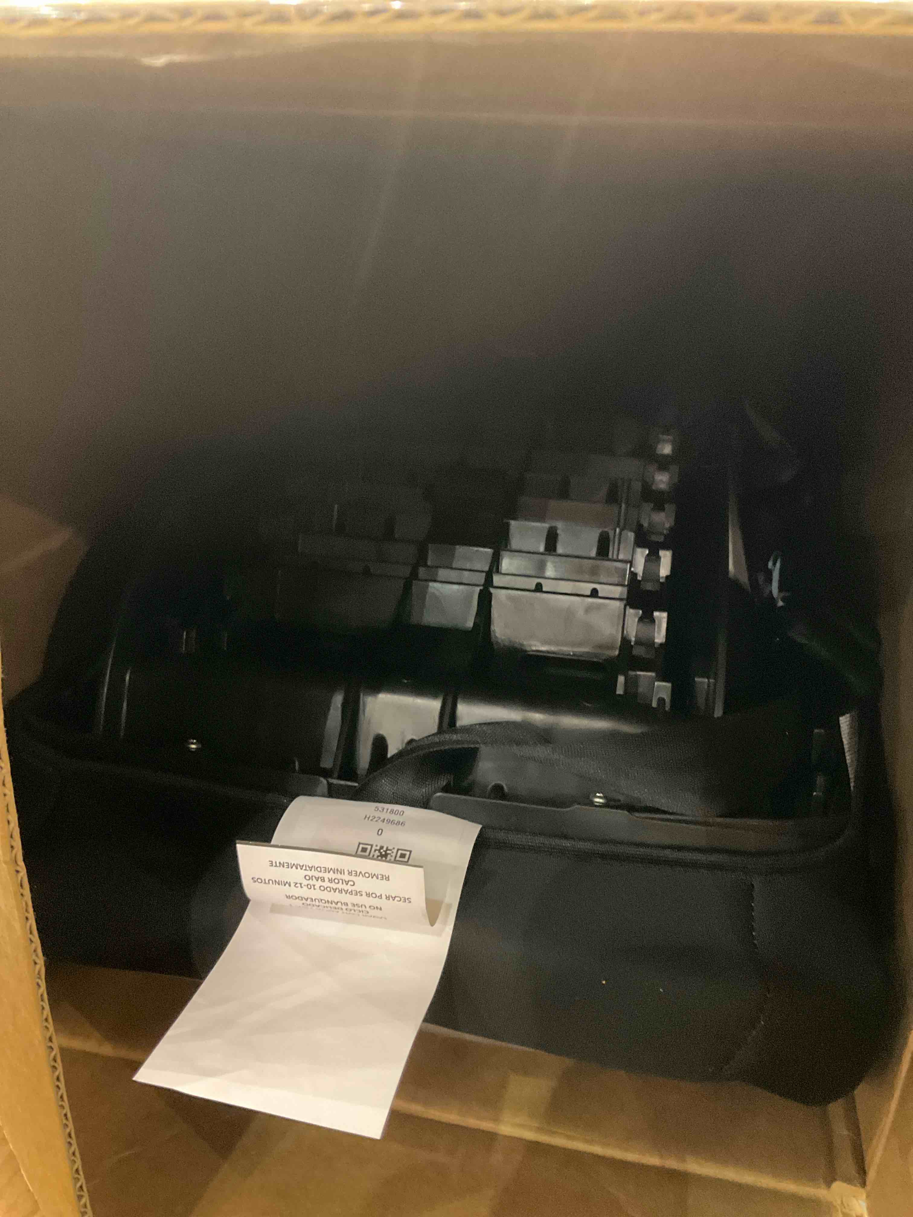 https://s3.amazonaws.com/lotting-images-prod/BargainHunt/EXS01241561_1710948421795.jpeg