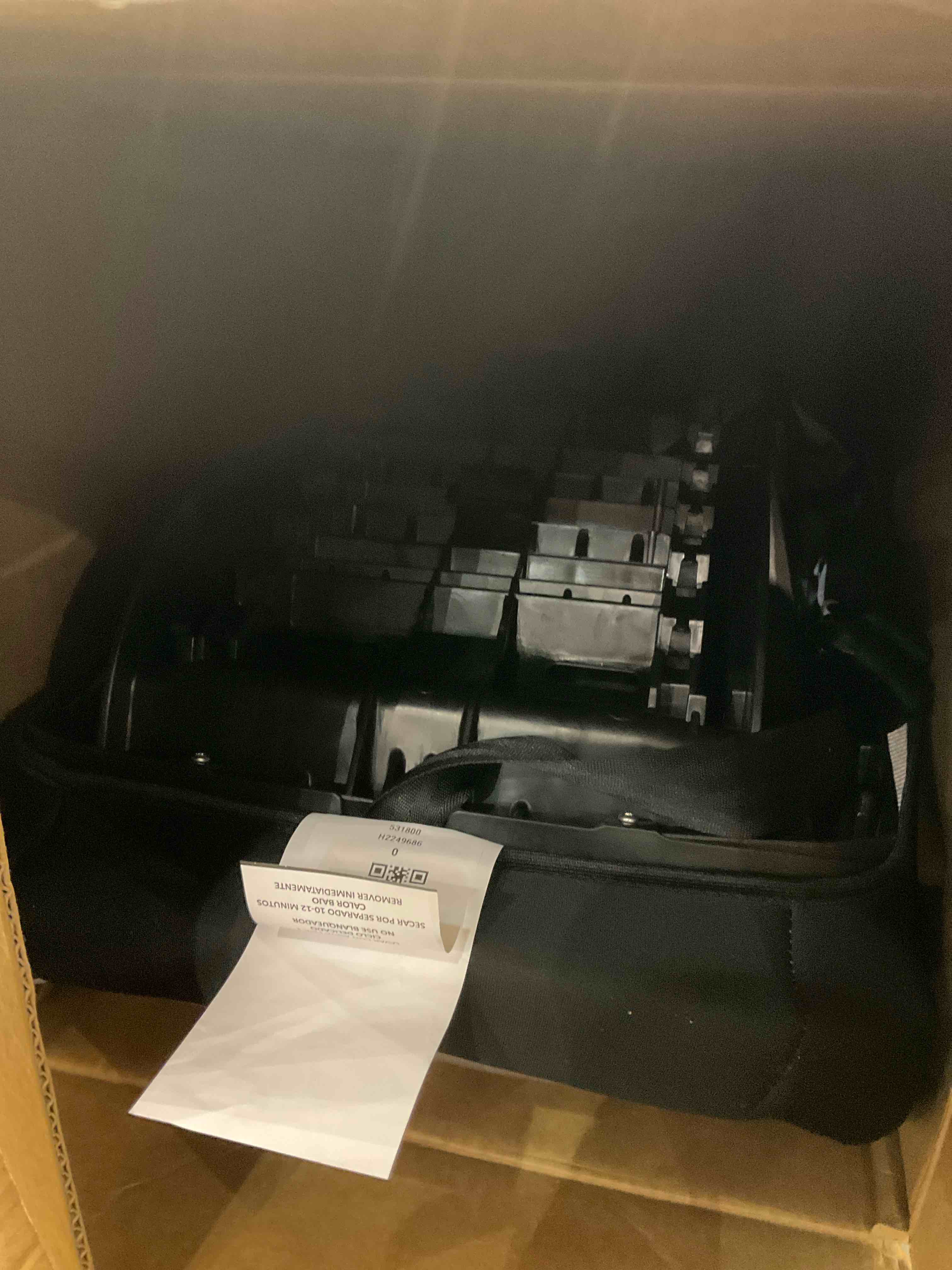 https://s3.amazonaws.com/lotting-images-prod/BargainHunt/EXS01241561_1710948422963.jpeg