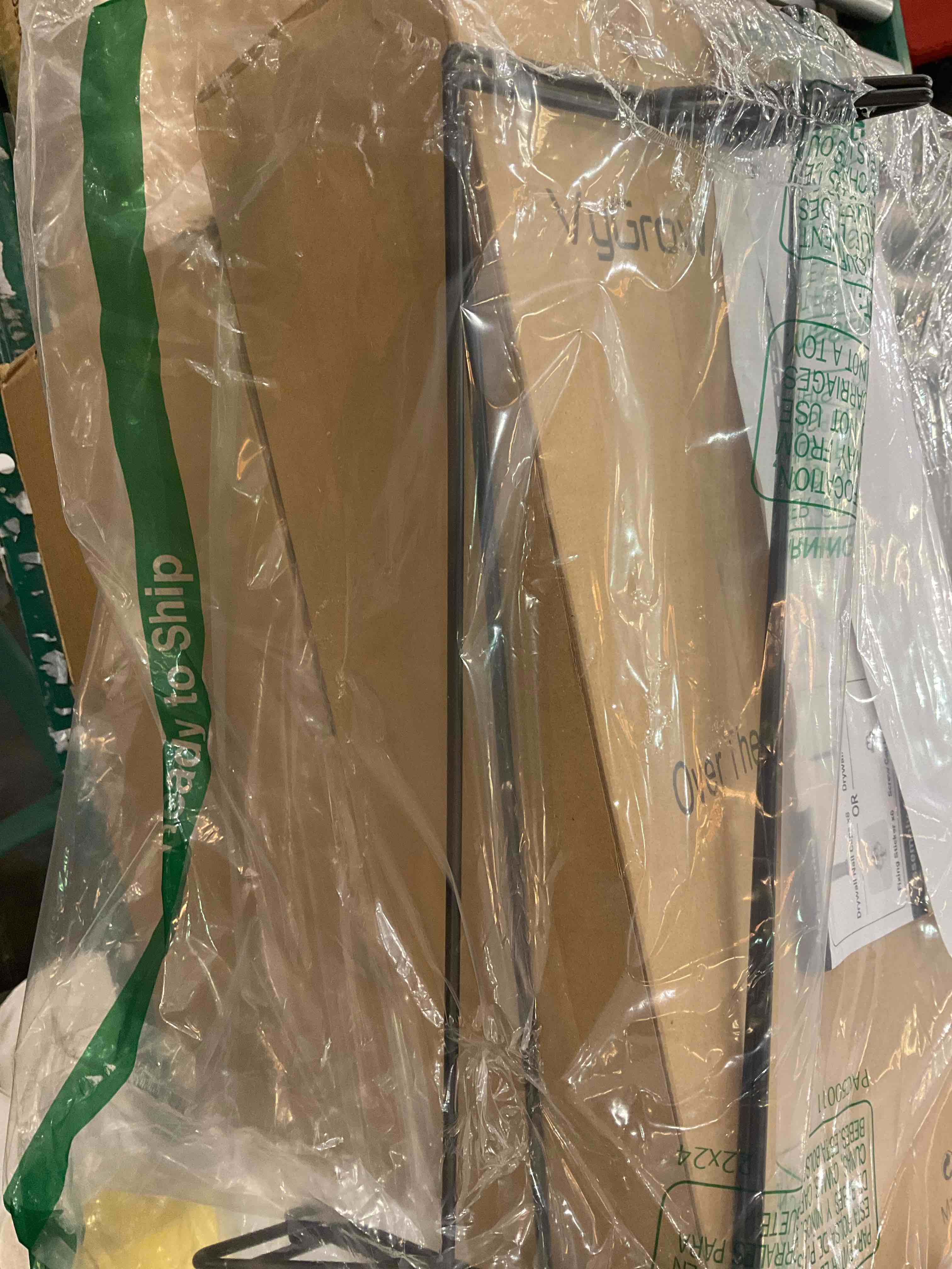 https://s3.amazonaws.com/lotting-images-prod/BargainHunt/EXS01241679_1711041311813.jpeg
