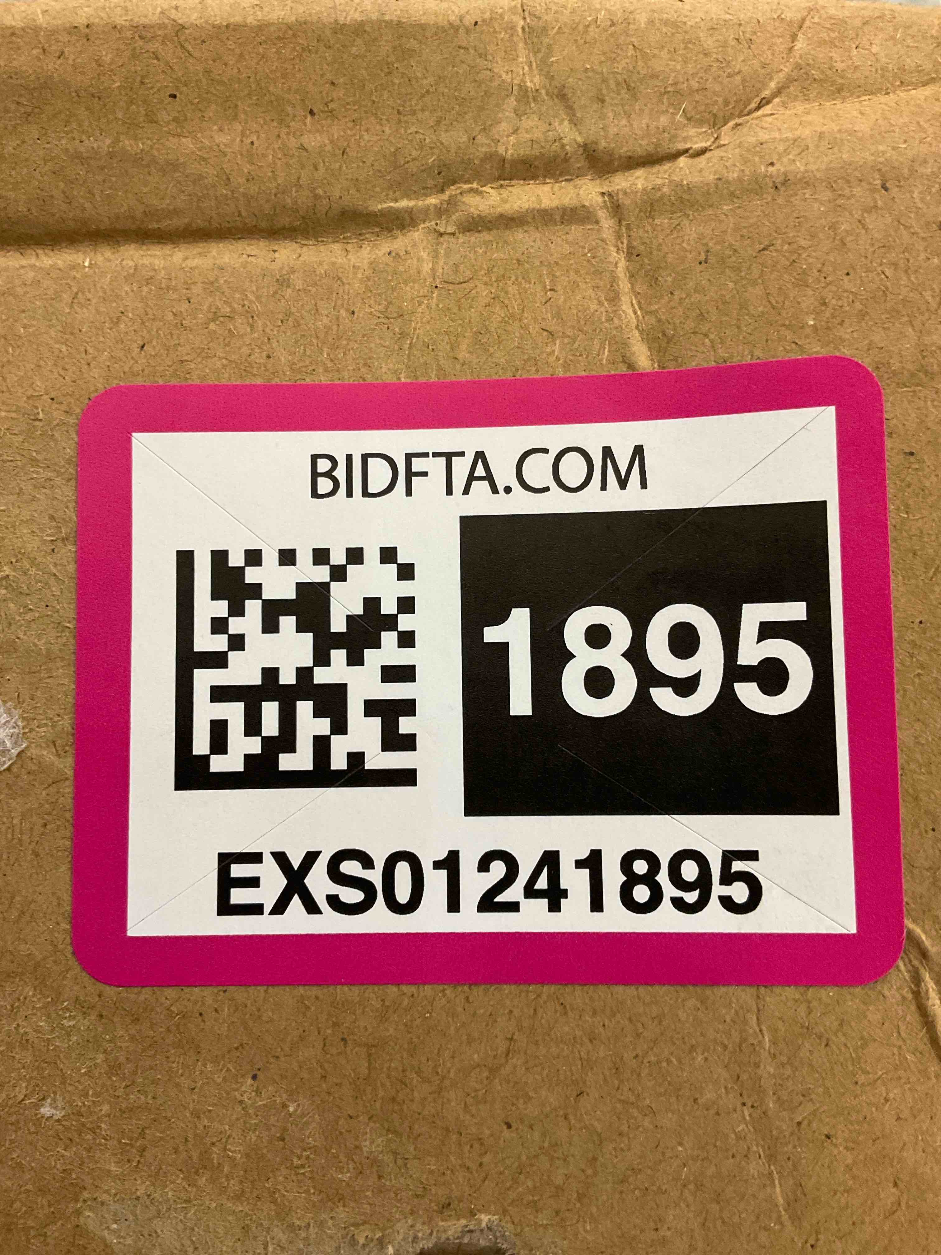 https://s3.amazonaws.com/lotting-images-prod/BargainHunt/EXS01241895_1711561667039.jpeg