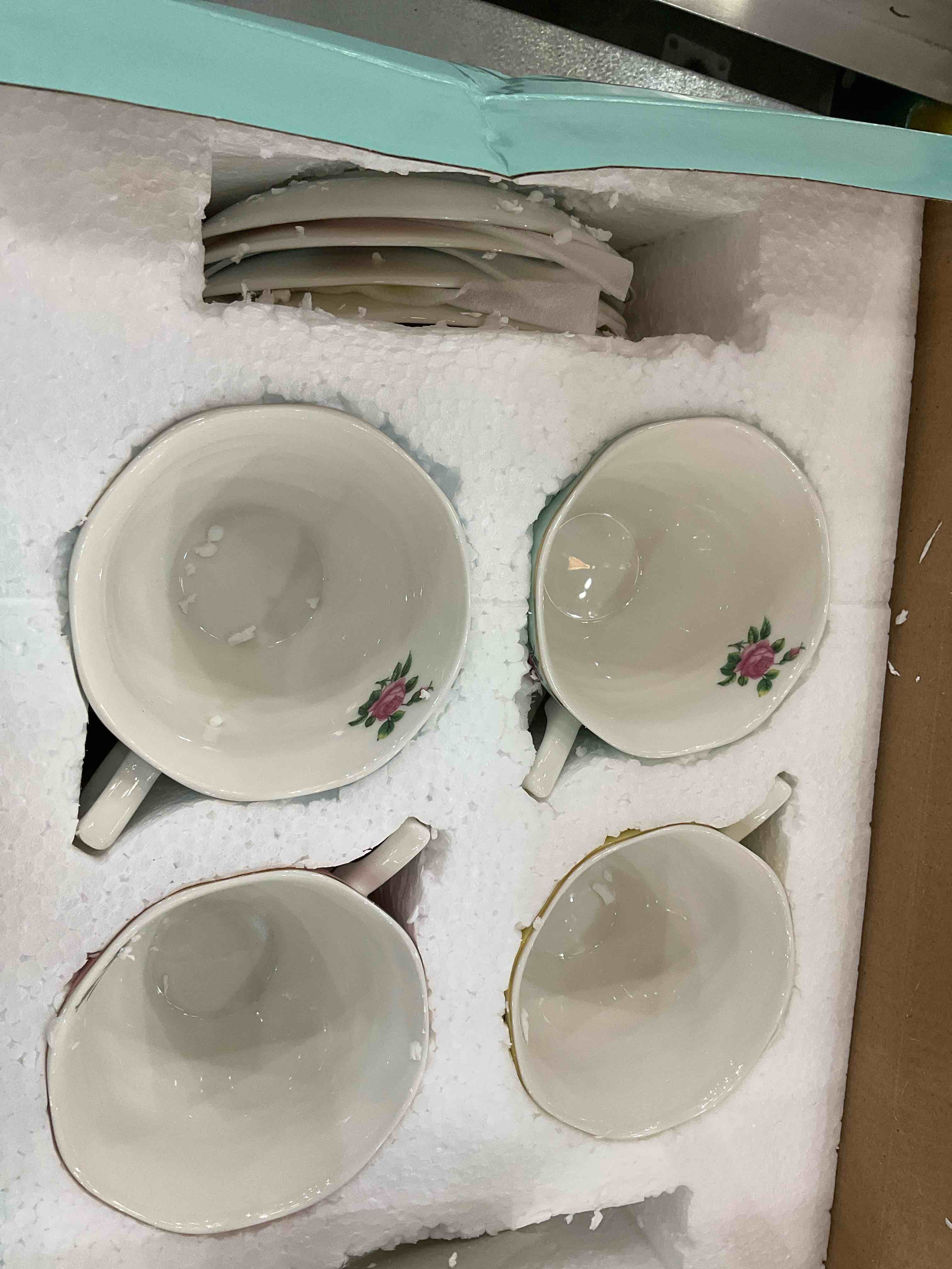 https://s3.amazonaws.com/lotting-images-prod/BargainHunt/EXS01241898_1711564266953.jpeg