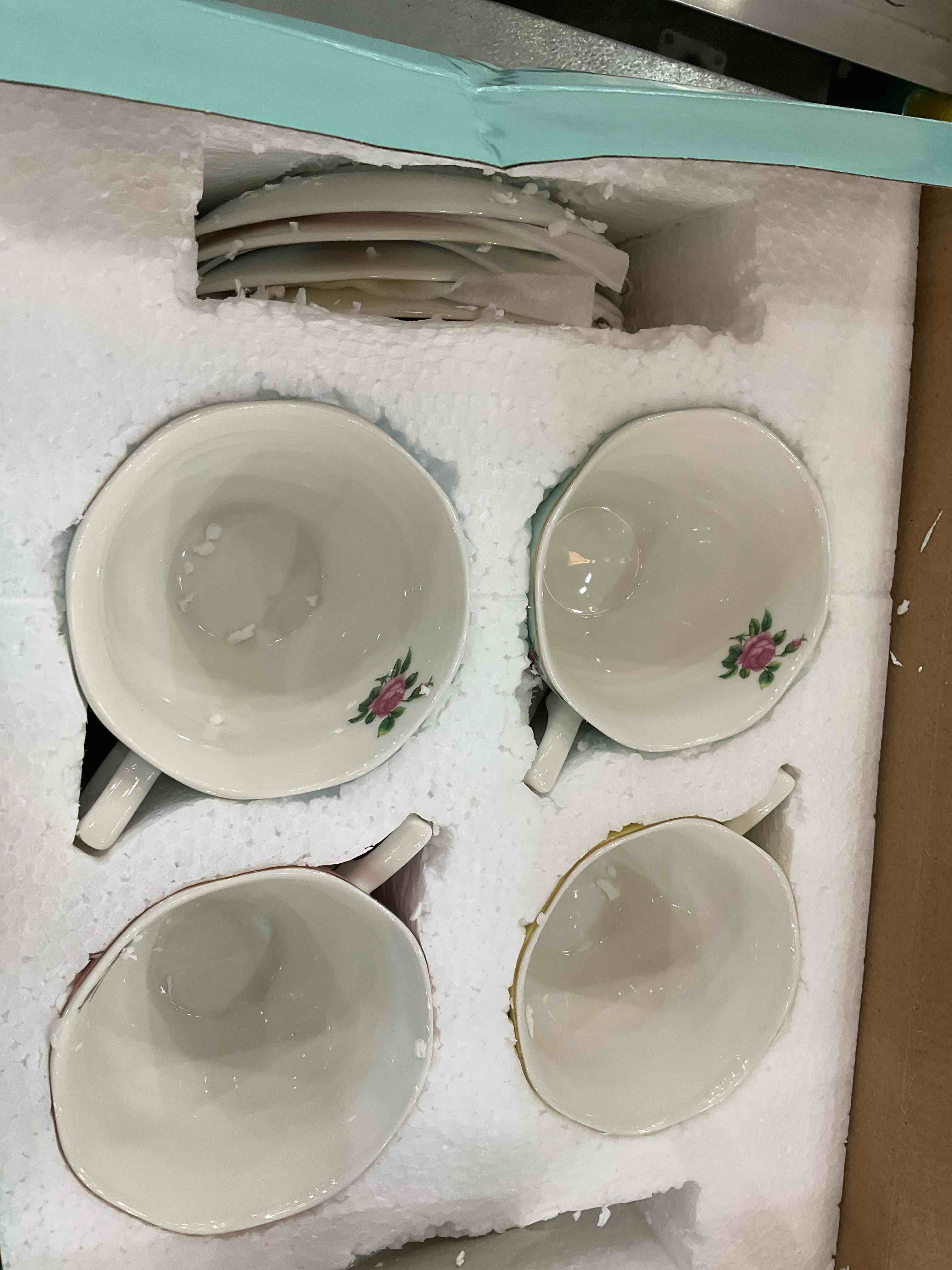 https://s3.amazonaws.com/lotting-images-prod/BargainHunt/EXS01241898_1711564268047.jpeg