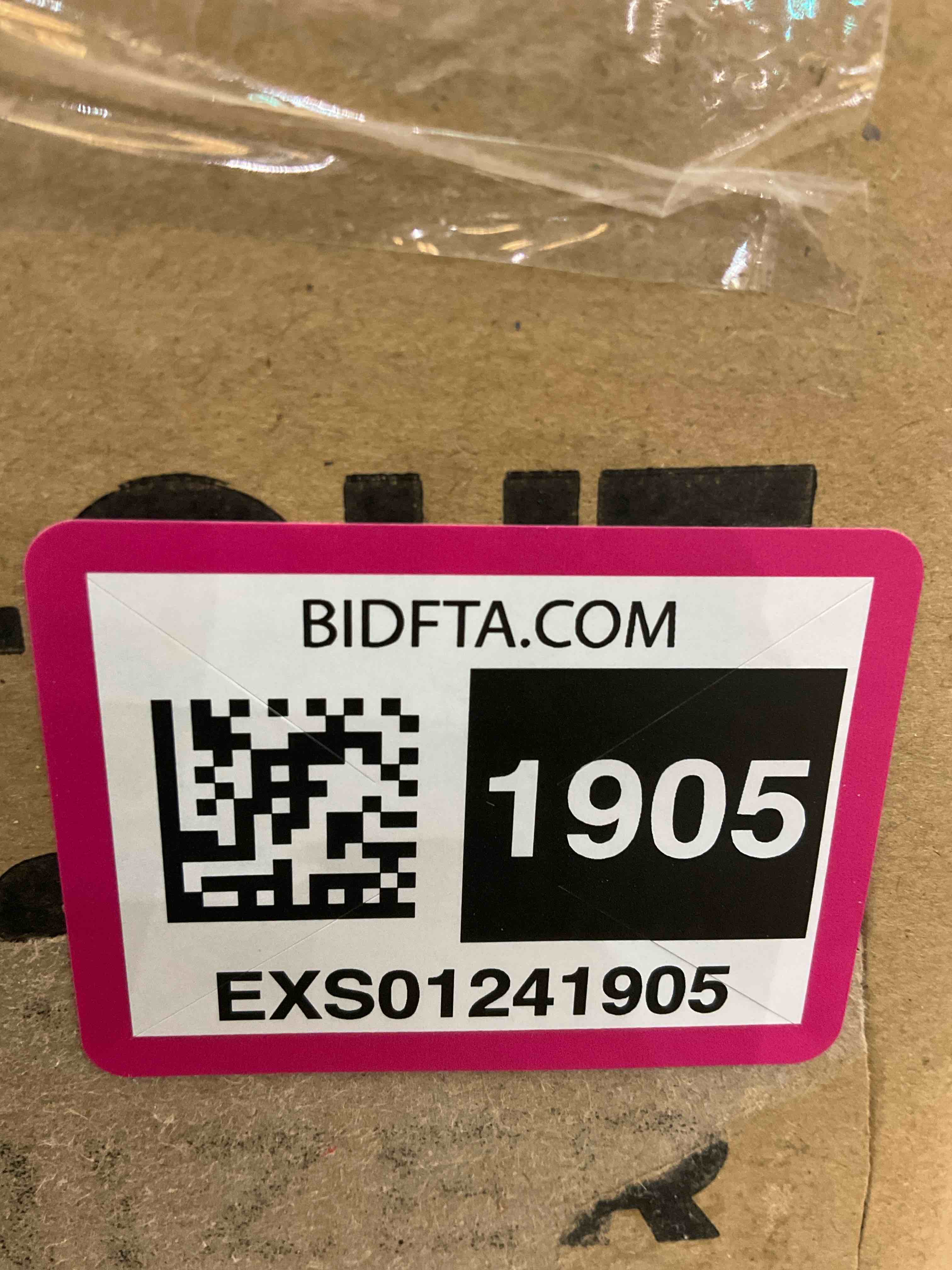 https://s3.amazonaws.com/lotting-images-prod/BargainHunt/EXS01241905_1711565114894.jpeg