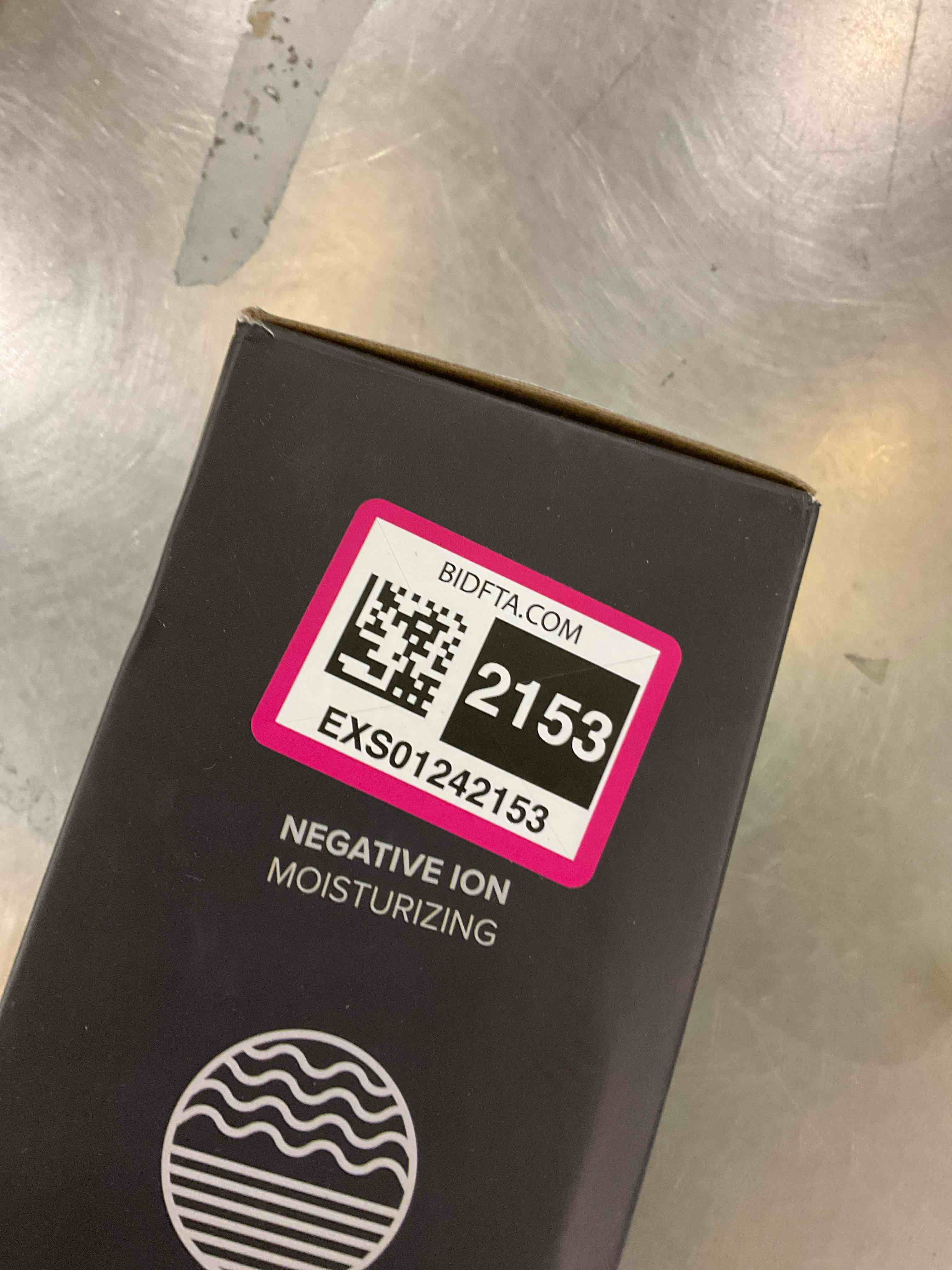 https://s3.amazonaws.com/lotting-images-prod/BargainHunt/EXS01242153_1711120855636.jpeg