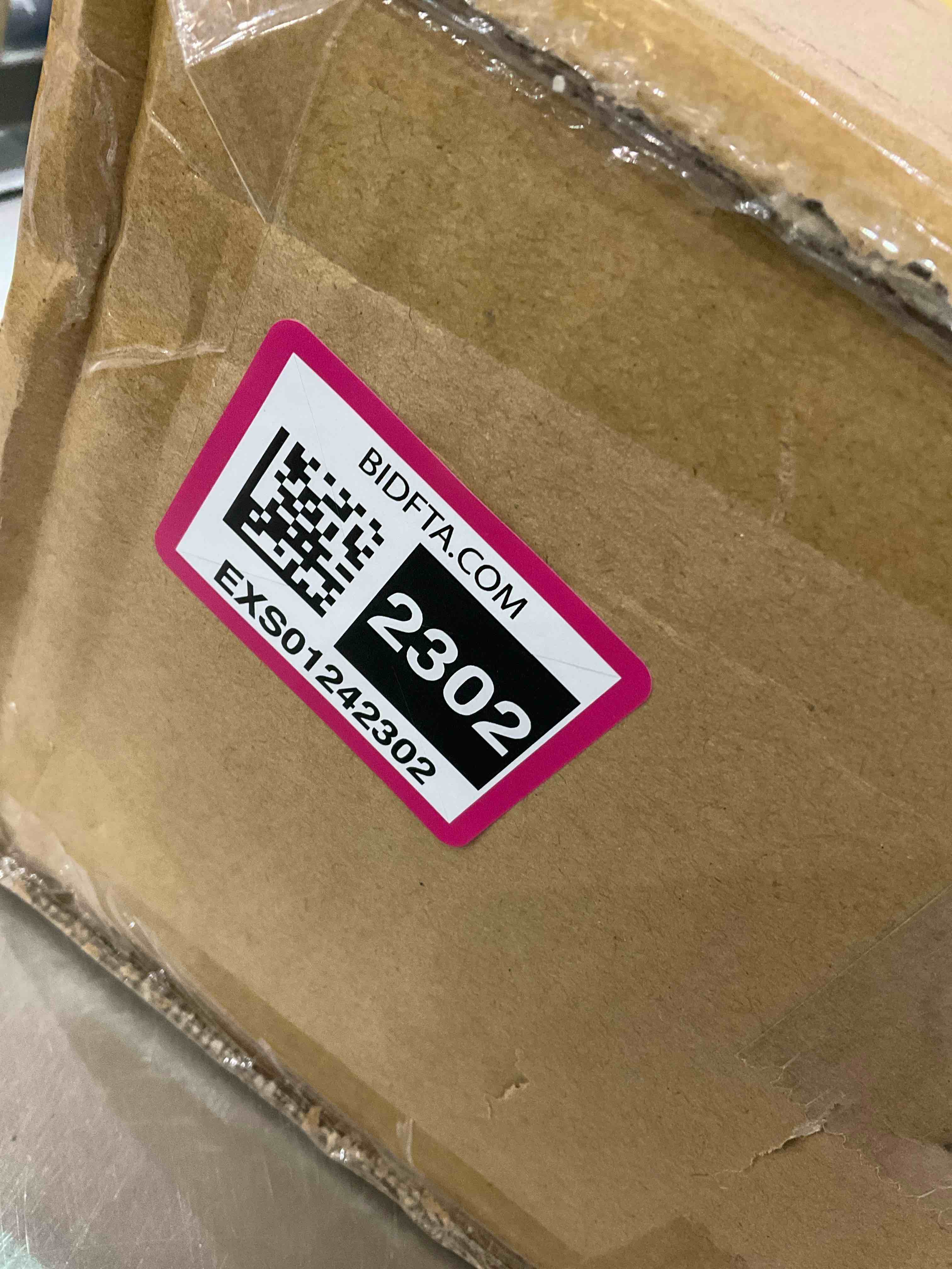 https://s3.amazonaws.com/lotting-images-prod/BargainHunt/EXS01242302_1711378475455.jpeg