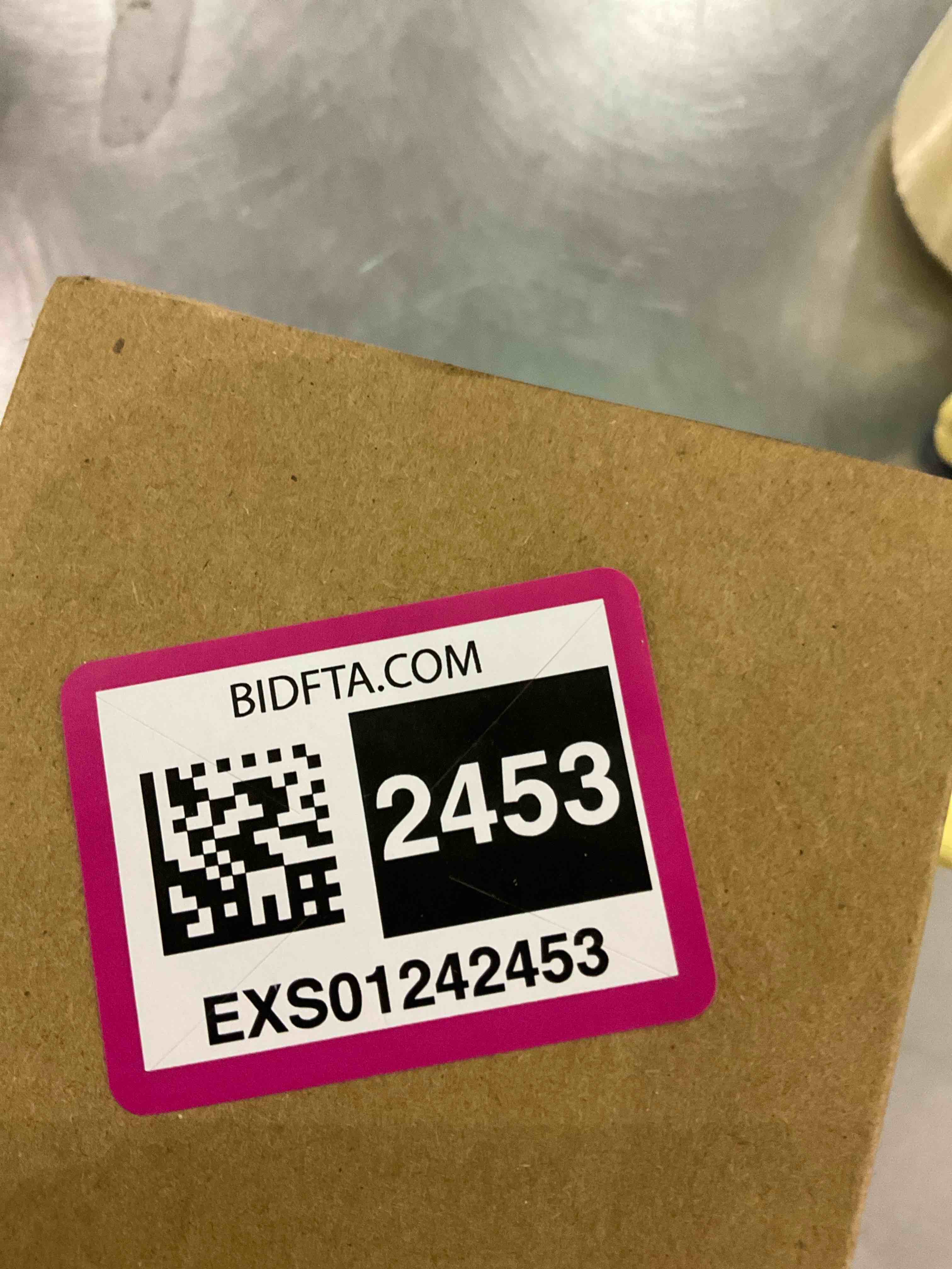 https://s3.amazonaws.com/lotting-images-prod/BargainHunt/EXS01242453_1711457264783.jpeg