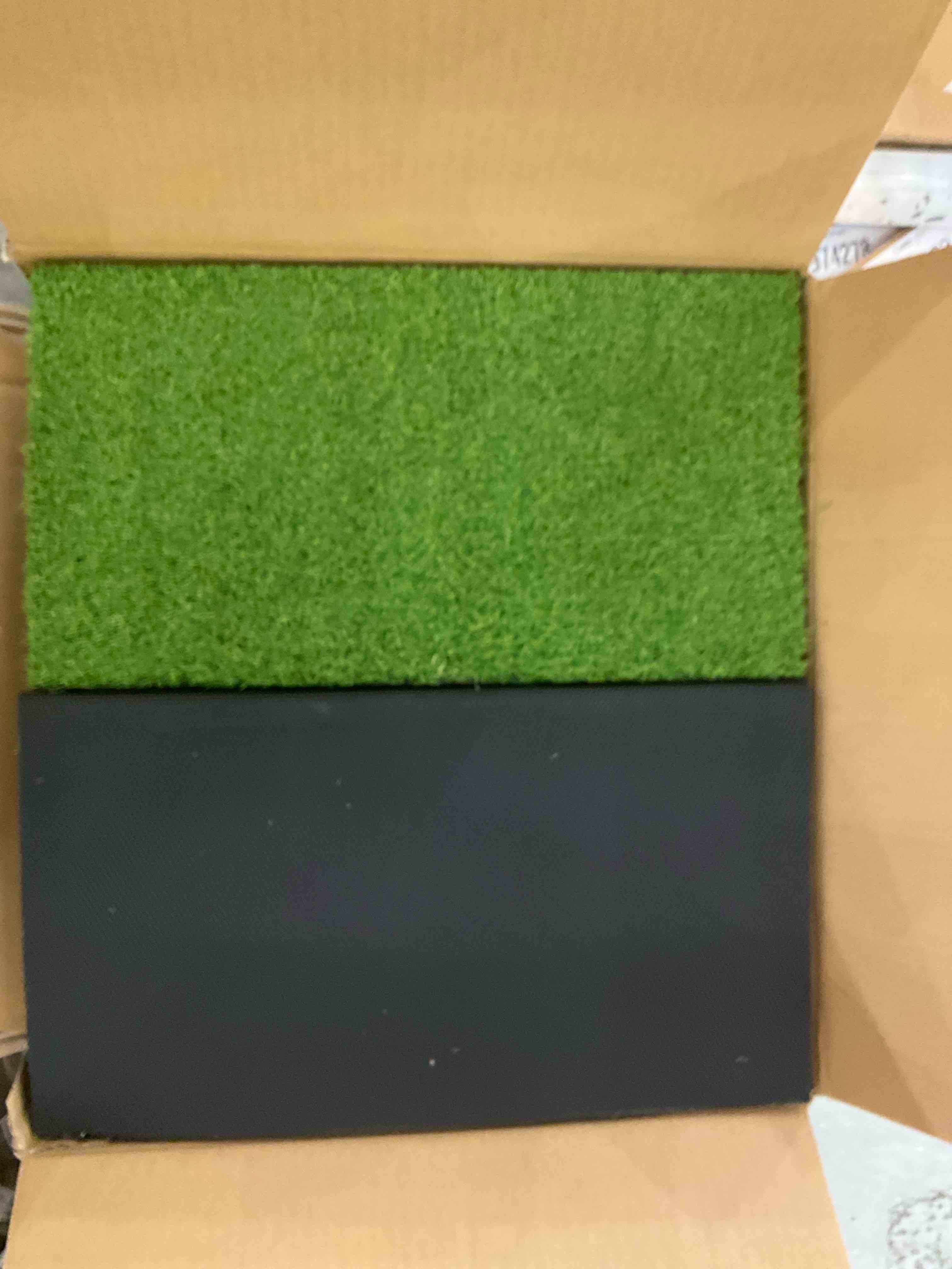 Findosom Artificial Grass Door Mat, 30 X 18 Inches Artificial Grass for Dogs, Professional Pee Pad for Dogs Potty Training Home Area Patio Lawn Garden DIY Decoration