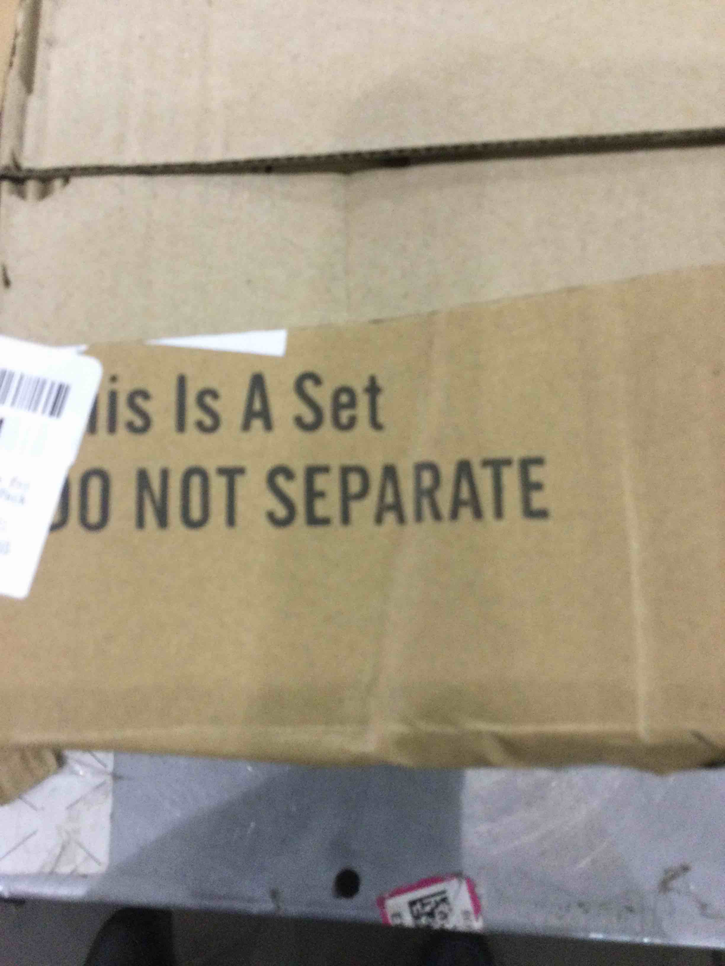 https://s3.amazonaws.com/lotting-images-prod/BargainHunt/EXS01243326_1709910538185.jpeg