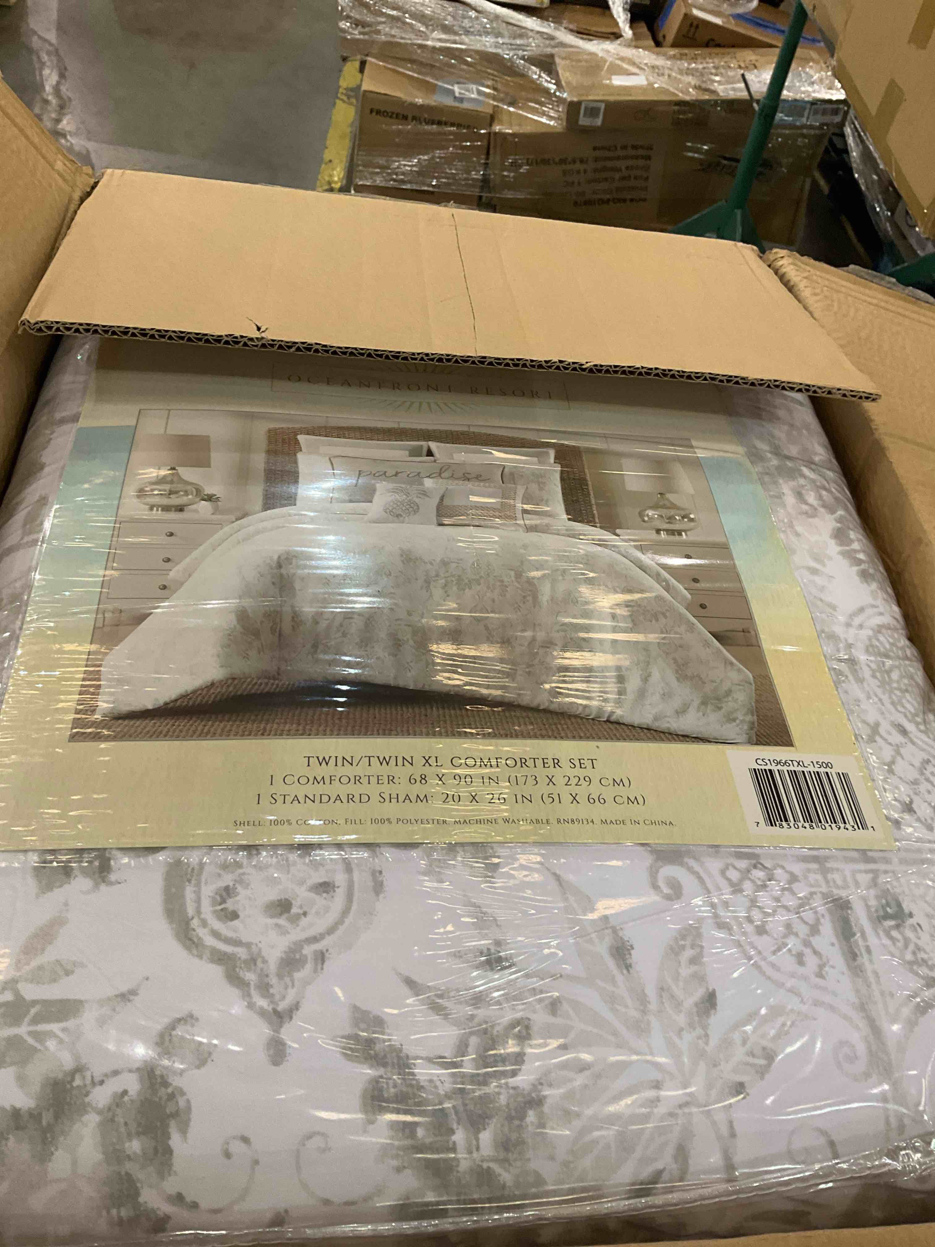 https://s3.amazonaws.com/lotting-images-prod/BargainHunt/EXS01243644_1709834741184.jpeg