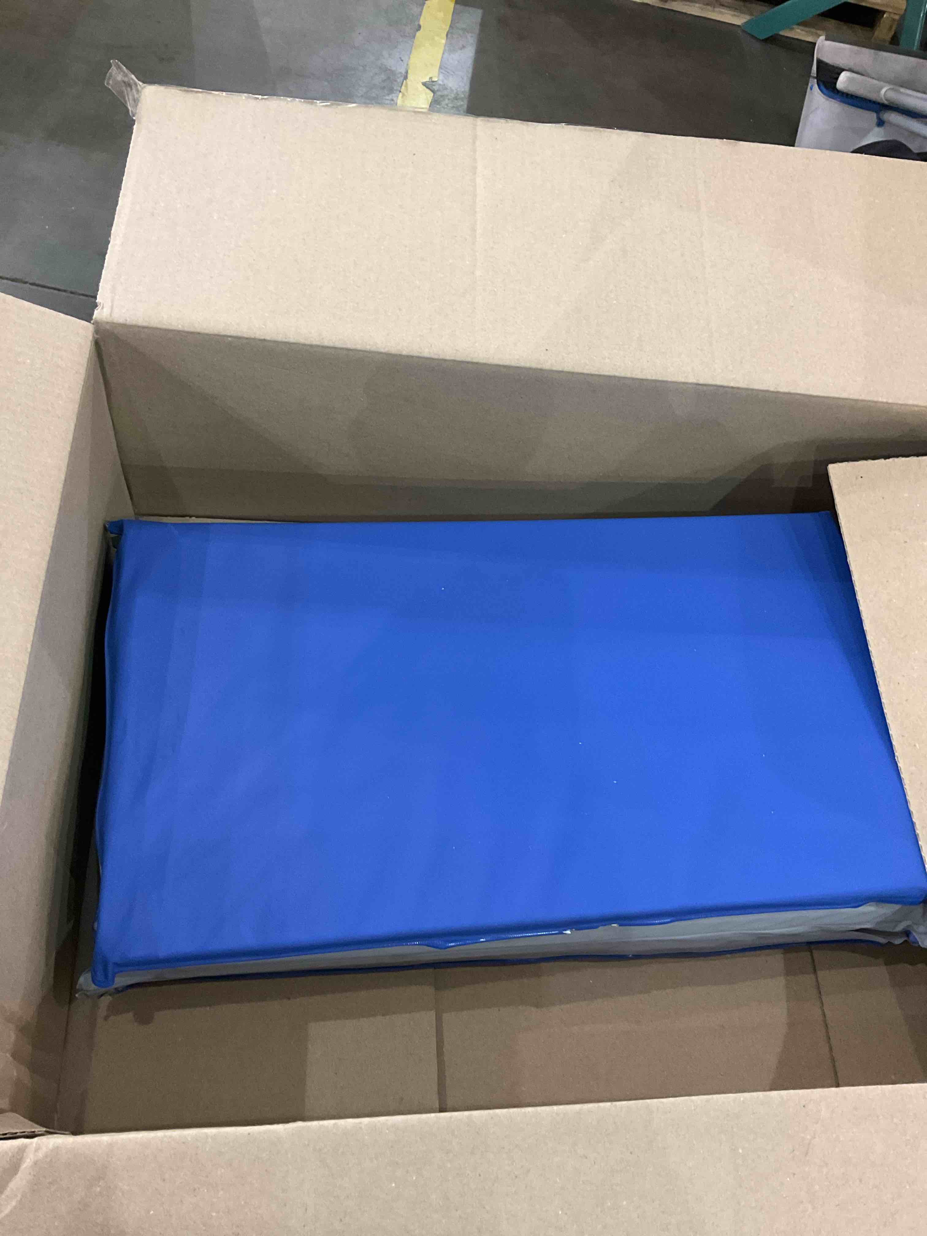 https://s3.amazonaws.com/lotting-images-prod/BargainHunt/EXS01243712_1709904556073.jpeg