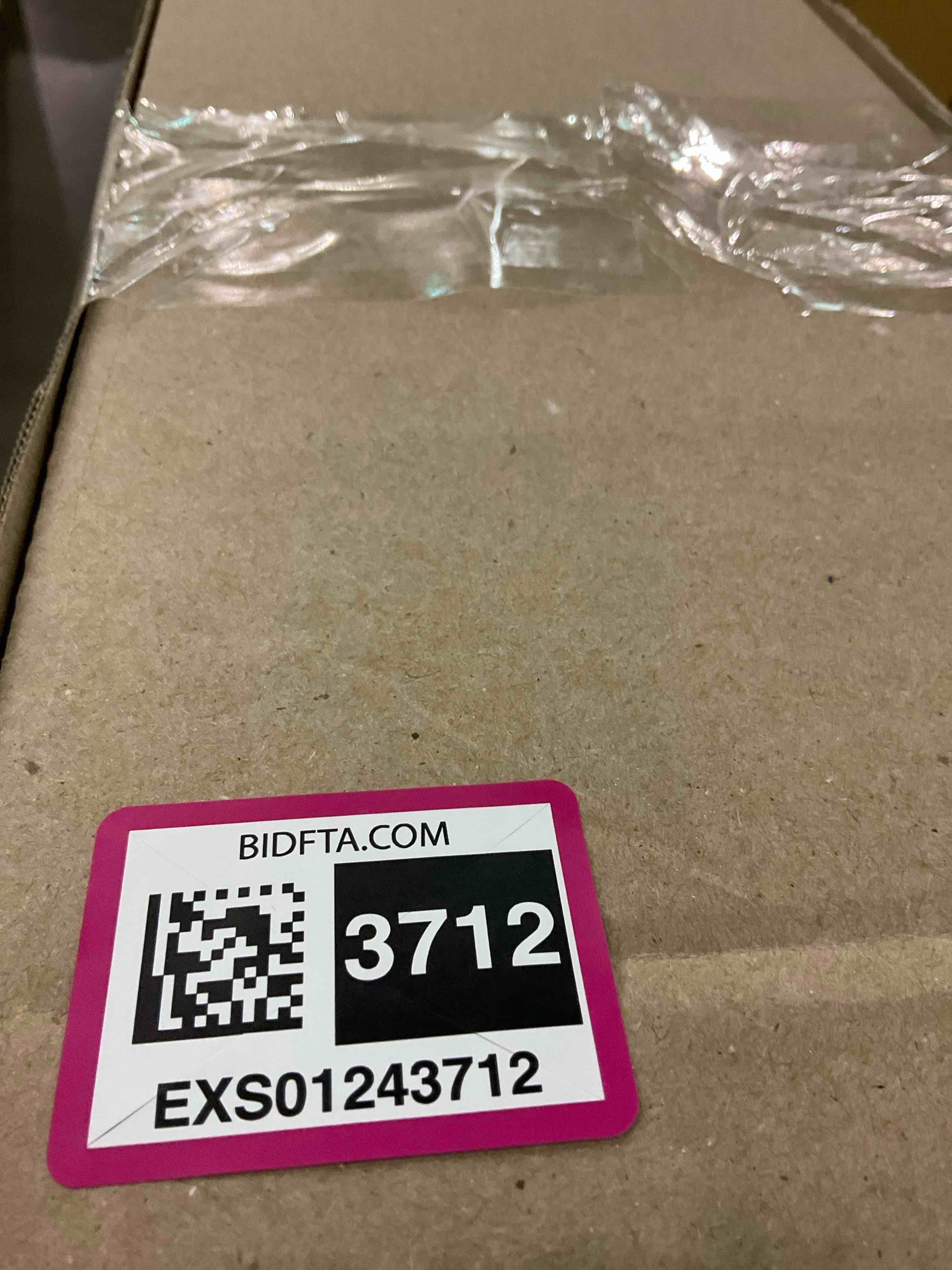 https://s3.amazonaws.com/lotting-images-prod/BargainHunt/EXS01243712_1709904587102.jpeg