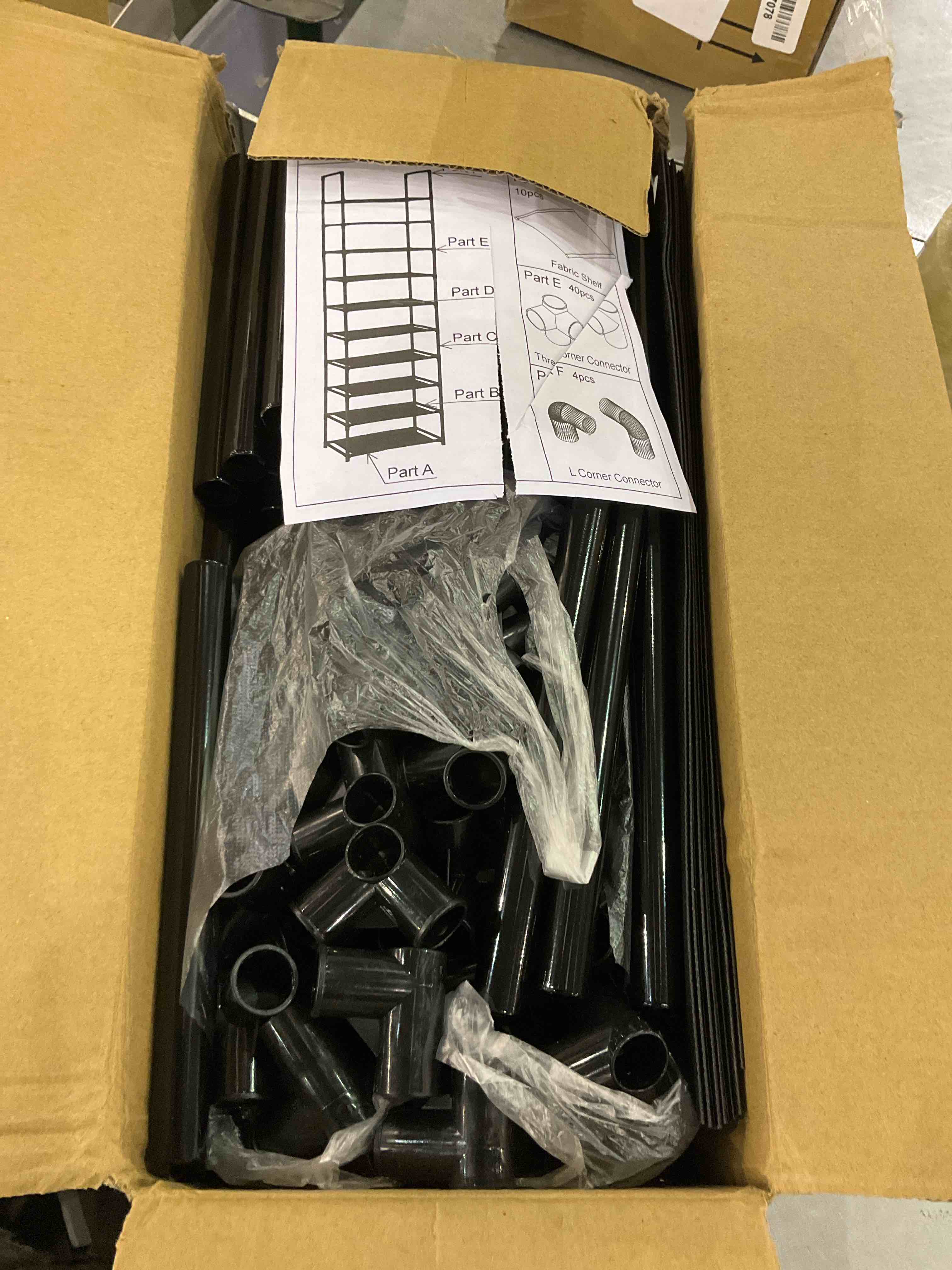 https://s3.amazonaws.com/lotting-images-prod/BargainHunt/EXS01243769_1709913882624.jpeg